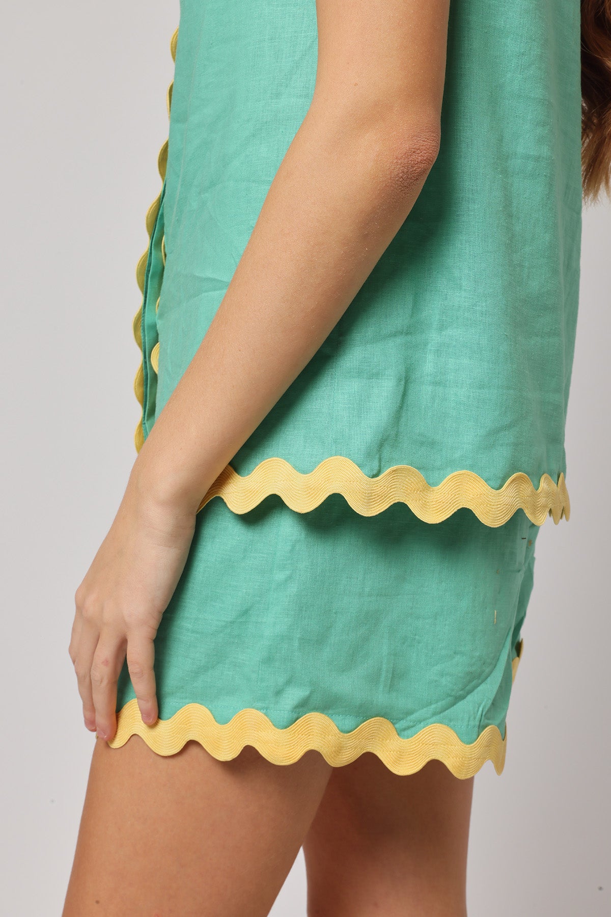 Green High-Waisted trim Shorts