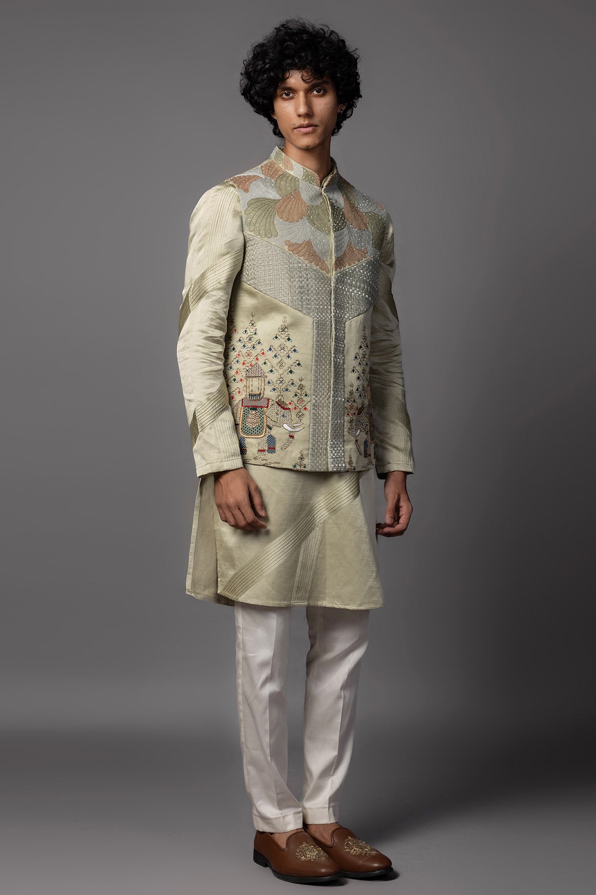 Green Kasuti & Chatai Kurta Set