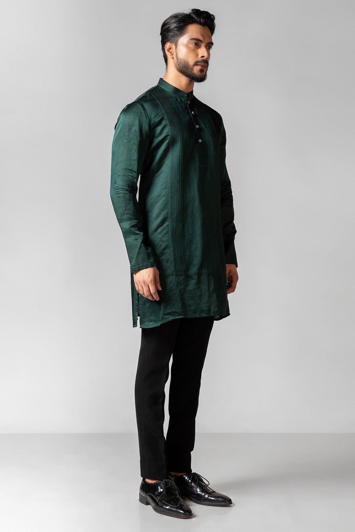 Green Linen Pintuck Kurta Set