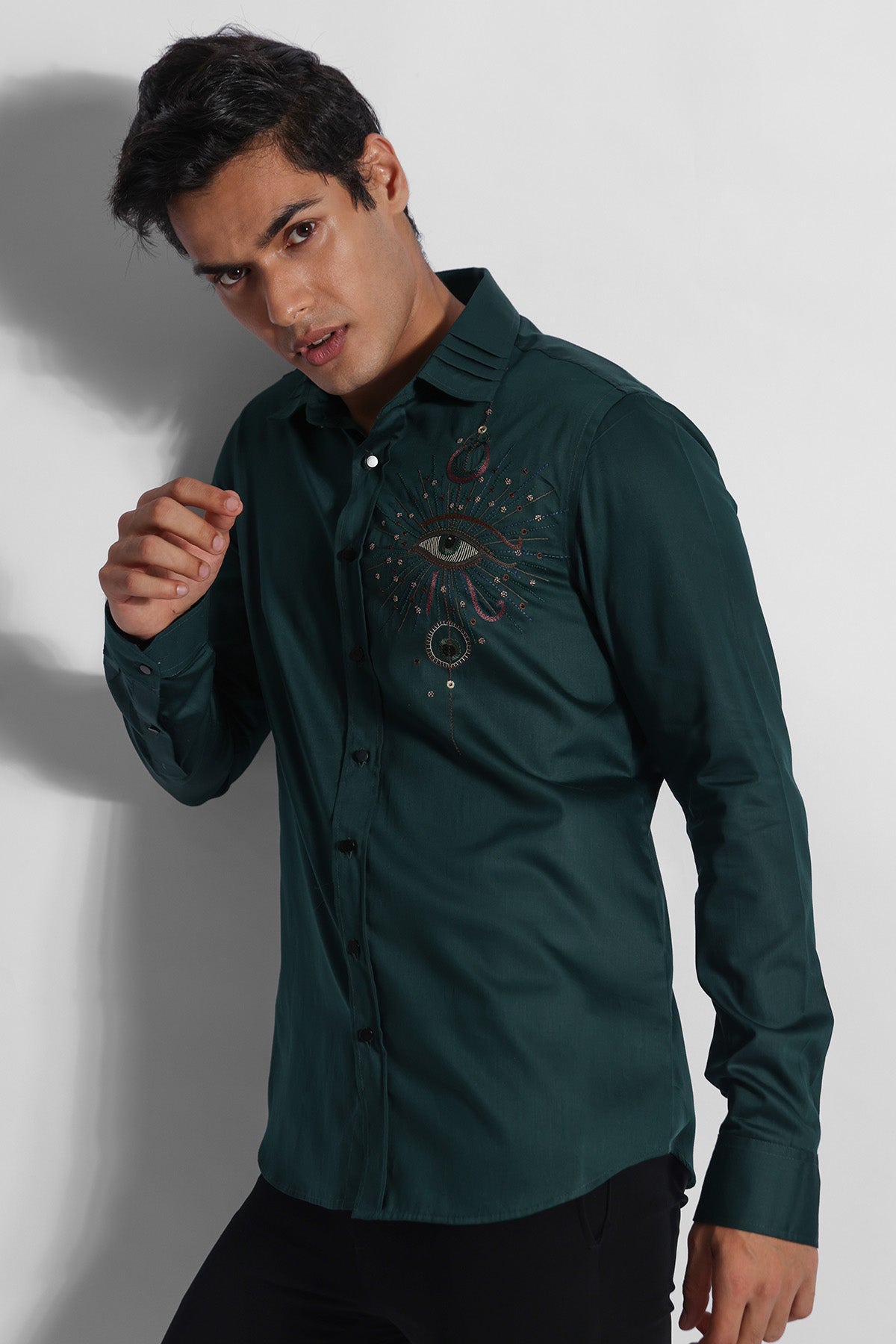Green Minimal Threaded Shirt