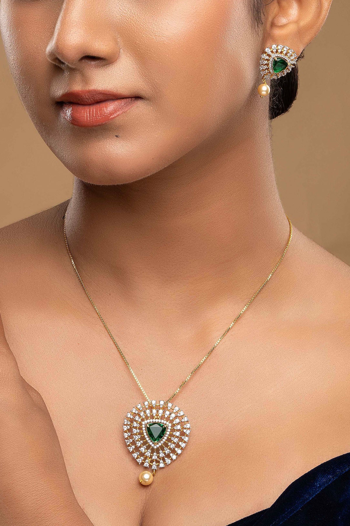 Buy  Green Oval Pendant & Earrings for women by Sica online available at scrollnshops