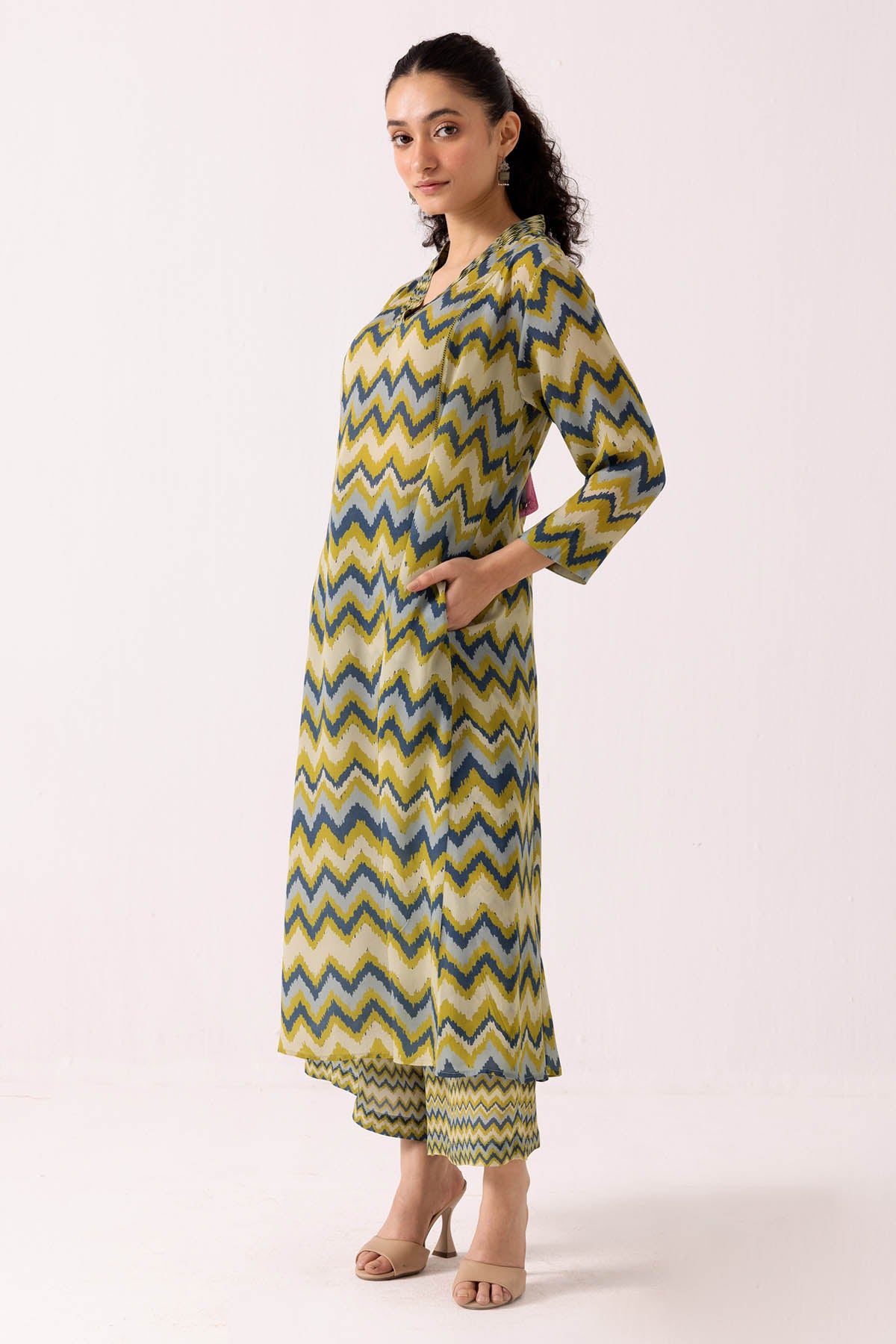 Green Pintuck Neck Kurta Set