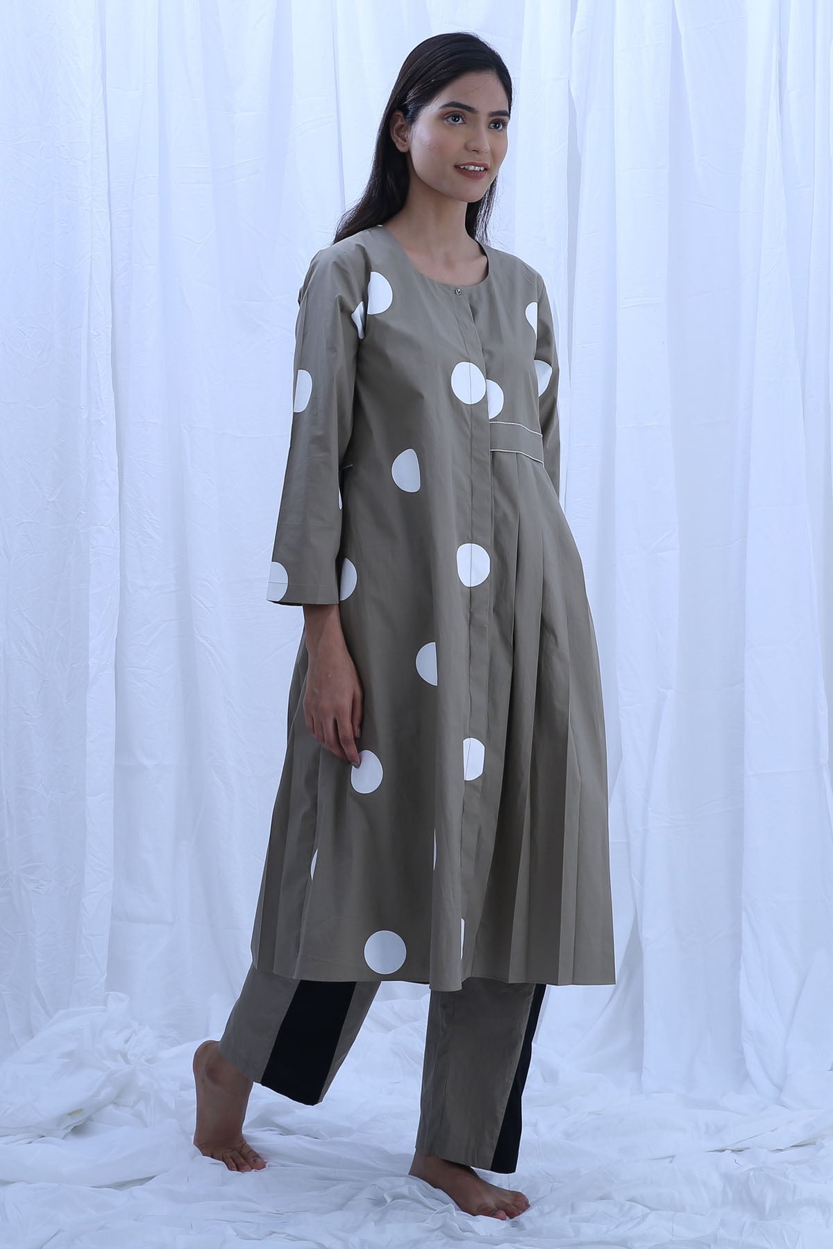 Khat Clothing Green Print Pleated Kurta Set for women online at ScrollnShops