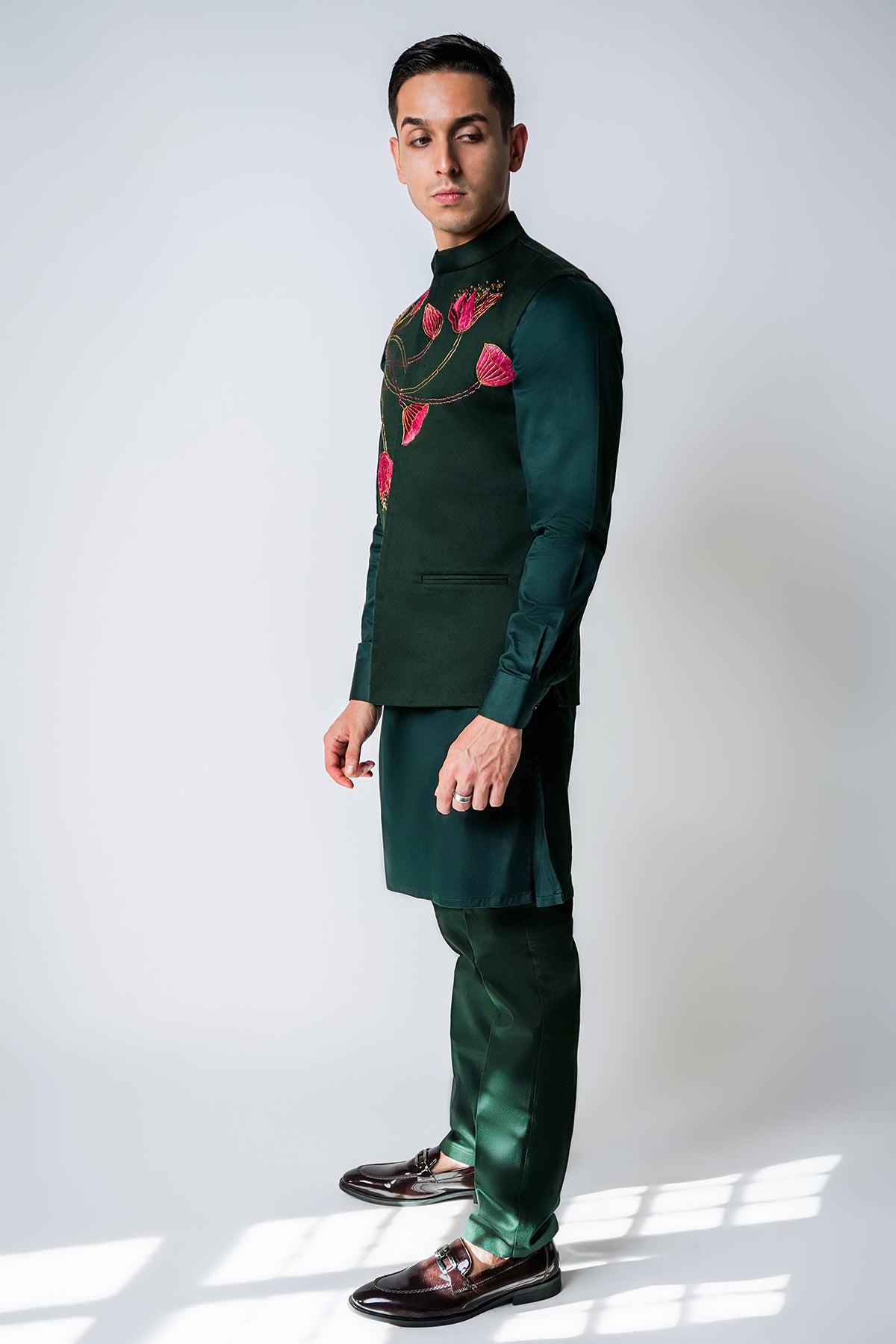 Green Raffia & Kasab Bundi Set