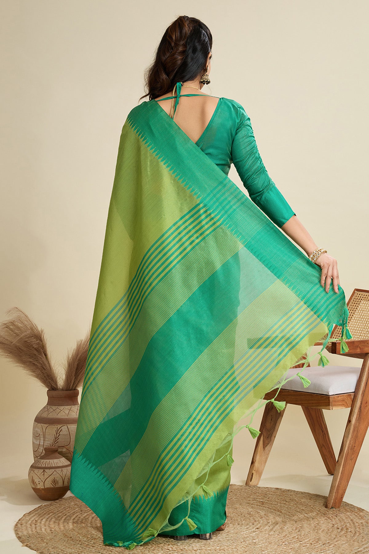 Green Raw Silk Thread Saree