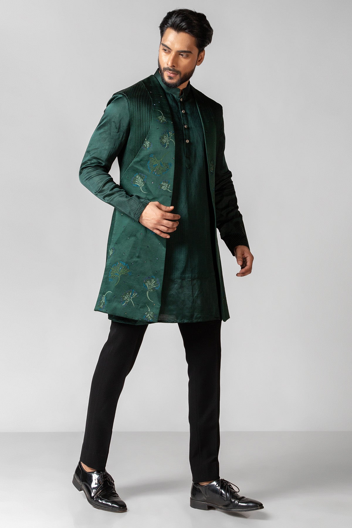 Green Resham Cutdana Kurta Set