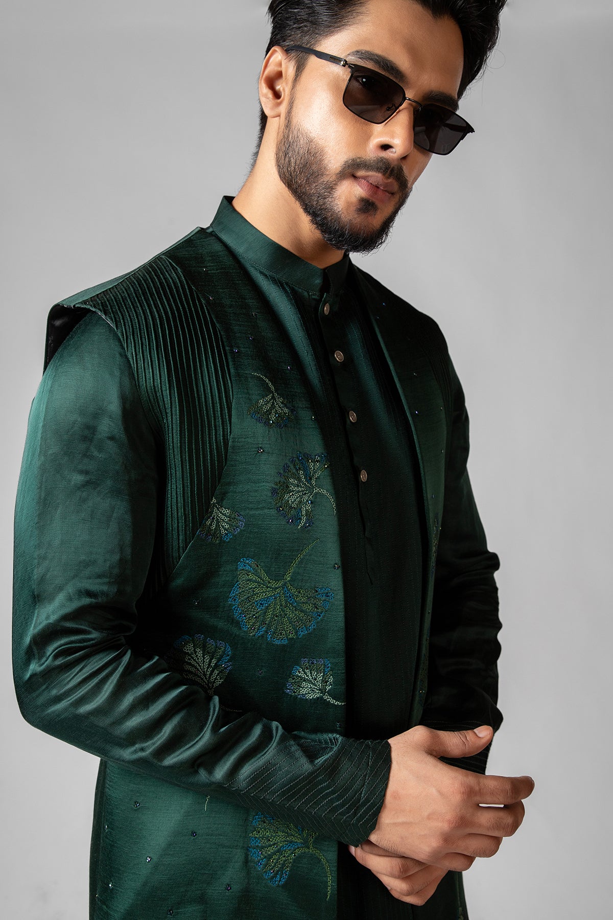 Green Resham Cutdana Kurta Set