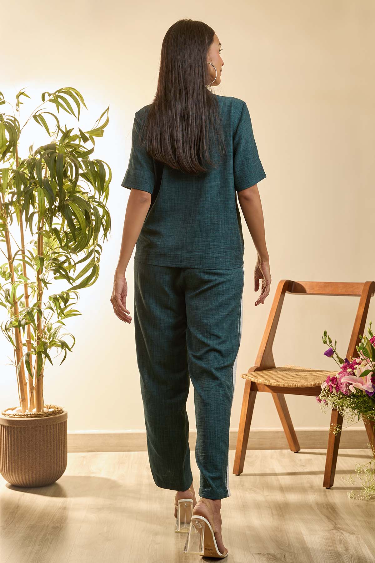 Green Short Sleeves Top & Pants