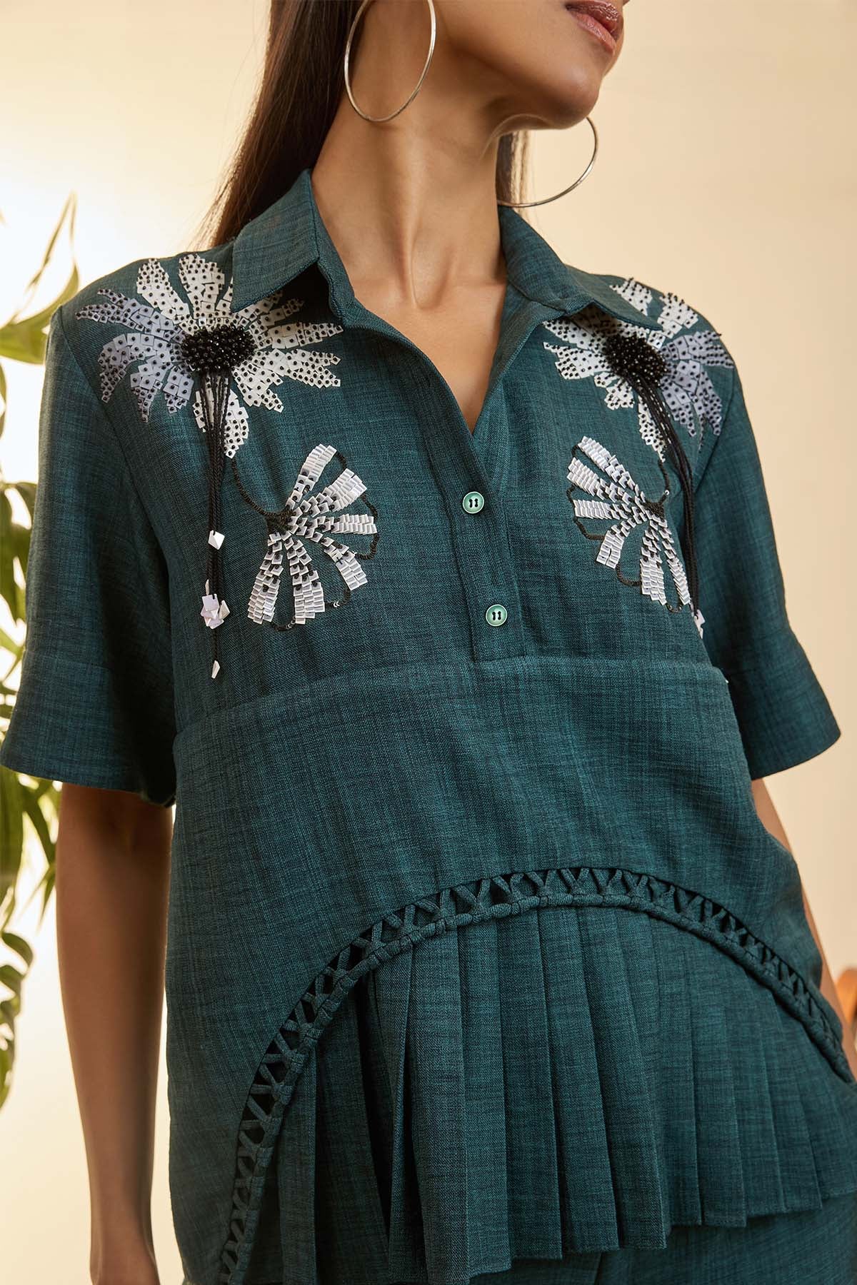 Green Short Sleeves Top & Pants