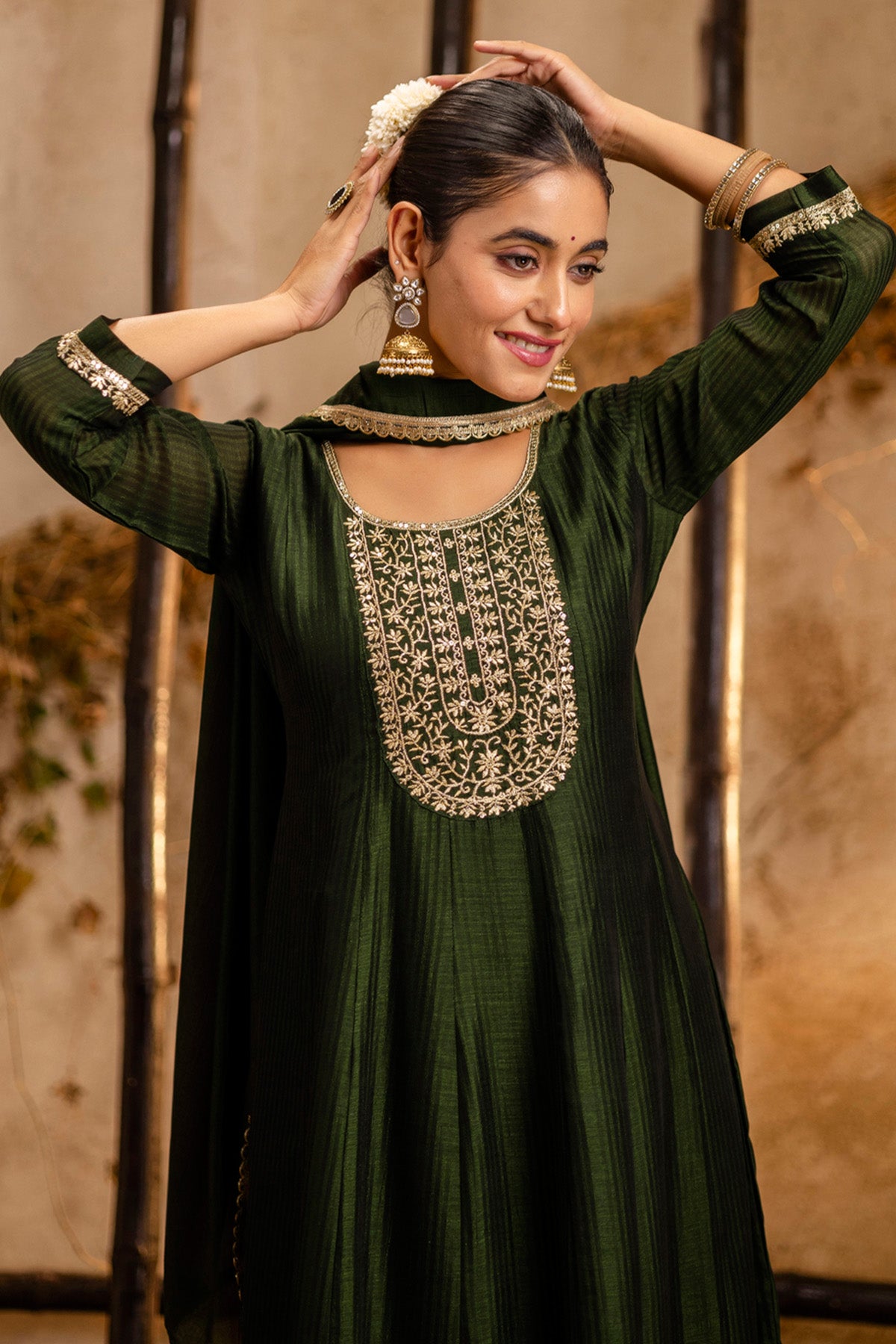 Green Silk Round Neck Kurta Set