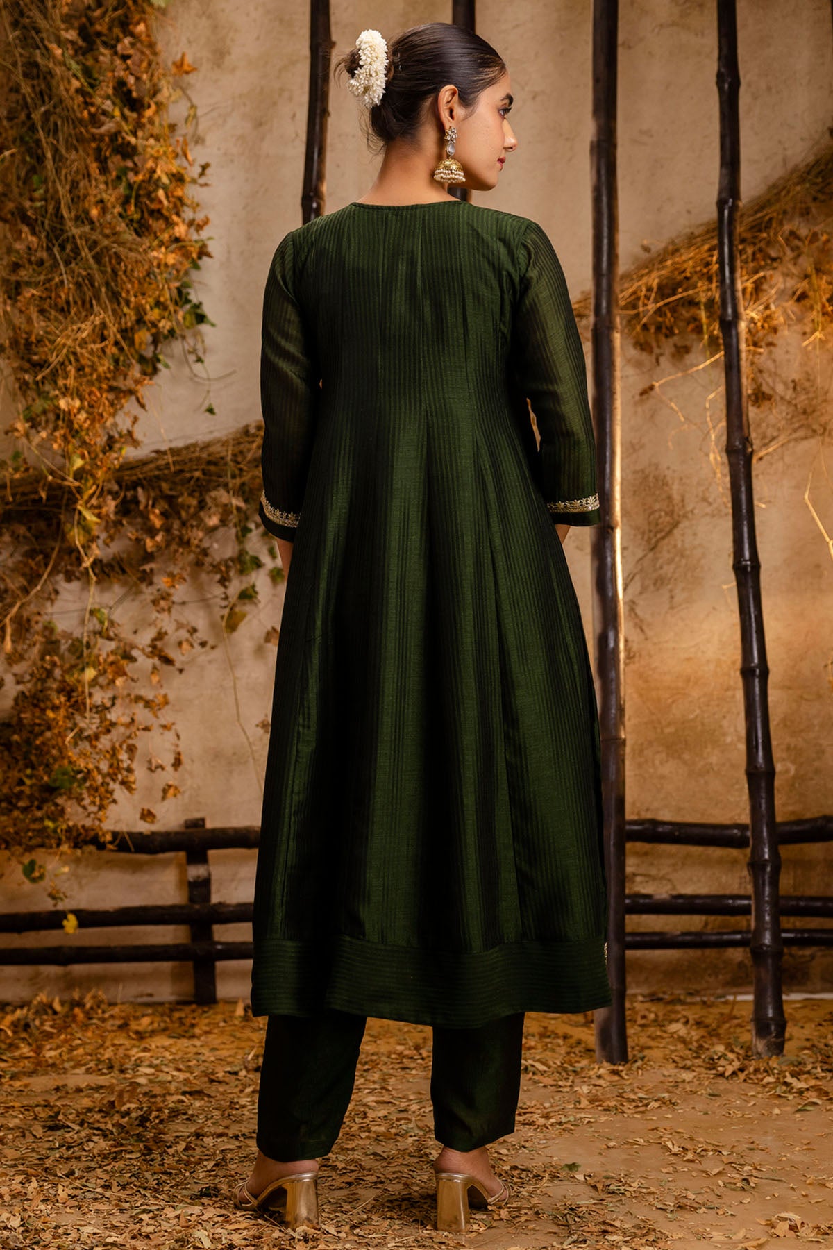 Green Silk Round Neck Kurta Set
