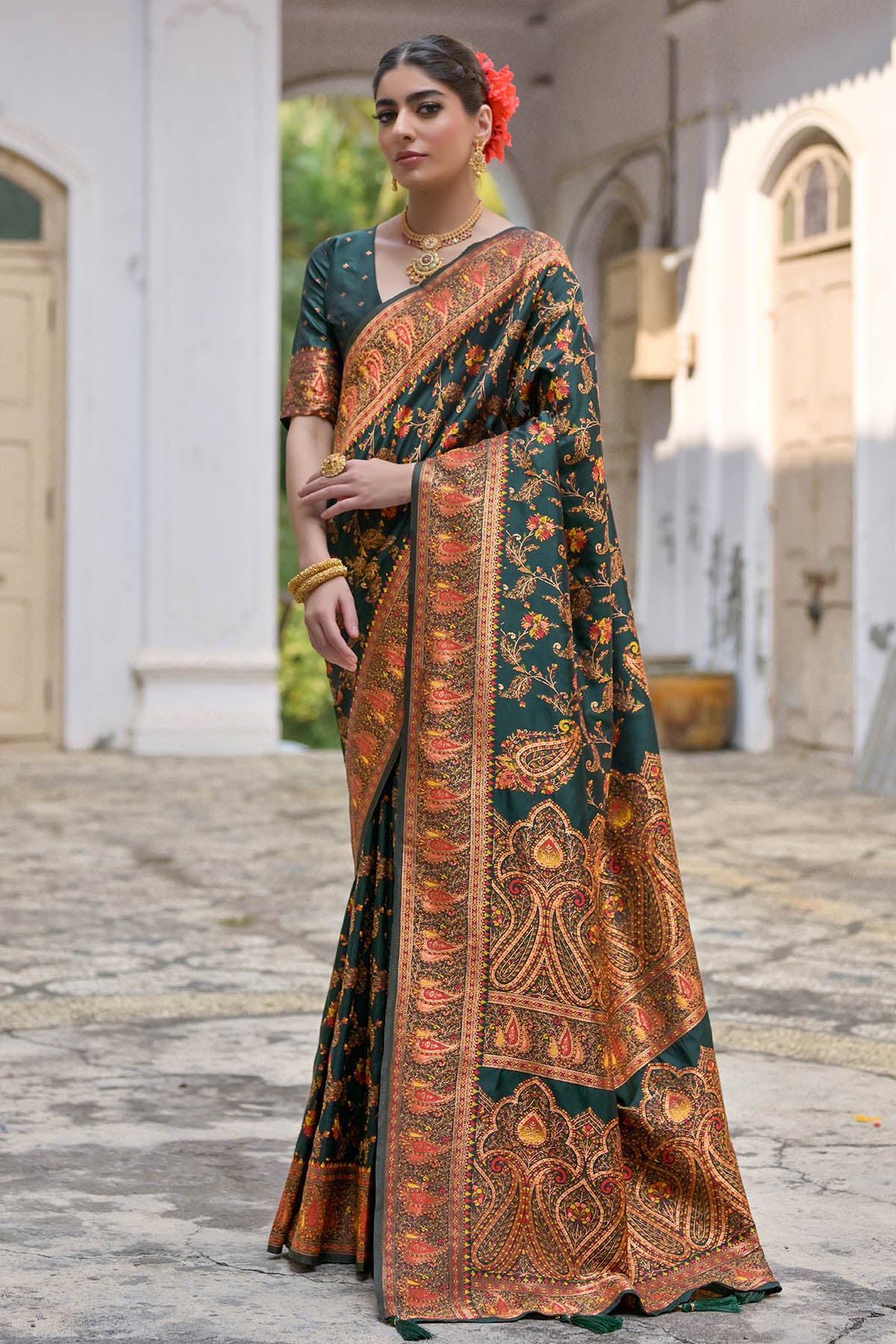 Green Silk Thread Woven Saree