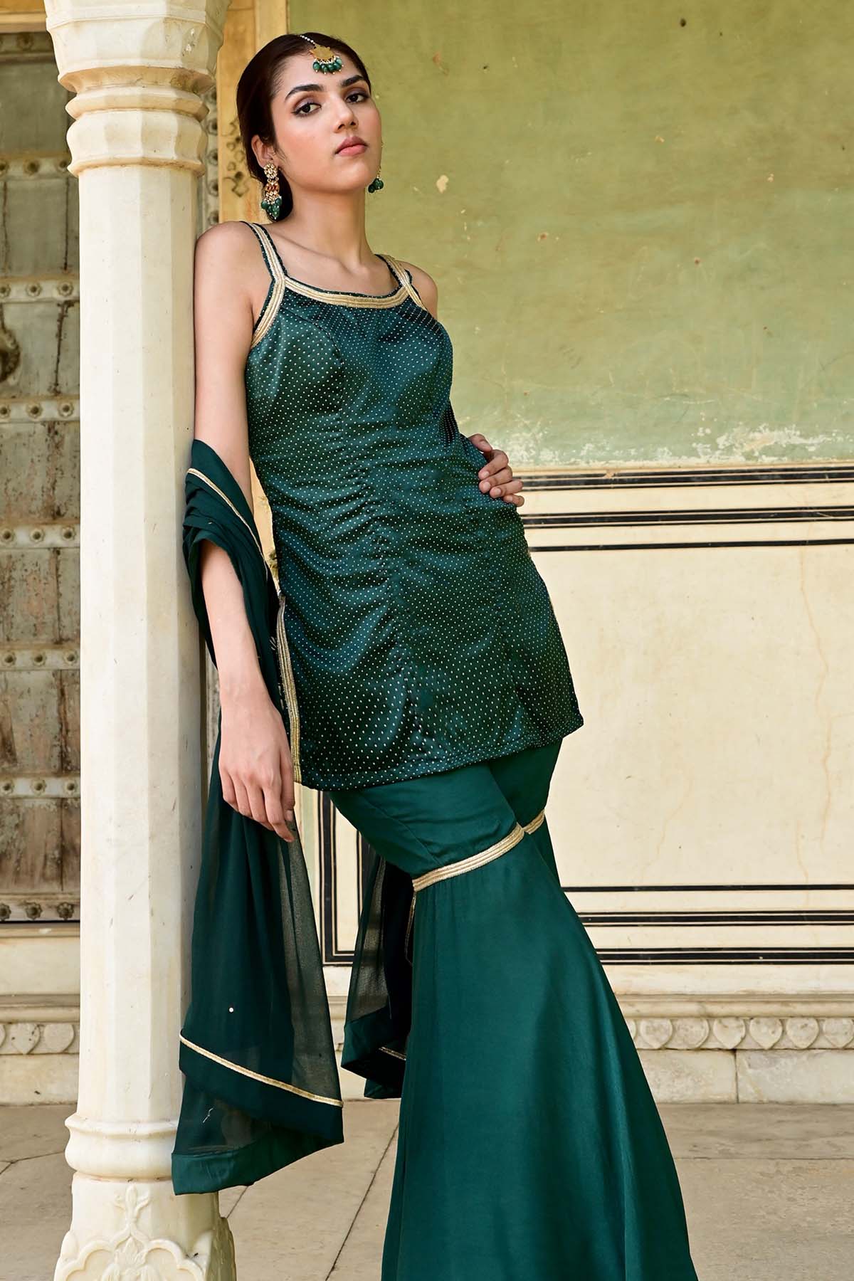 Green Sleeveless Lace Kurta Set