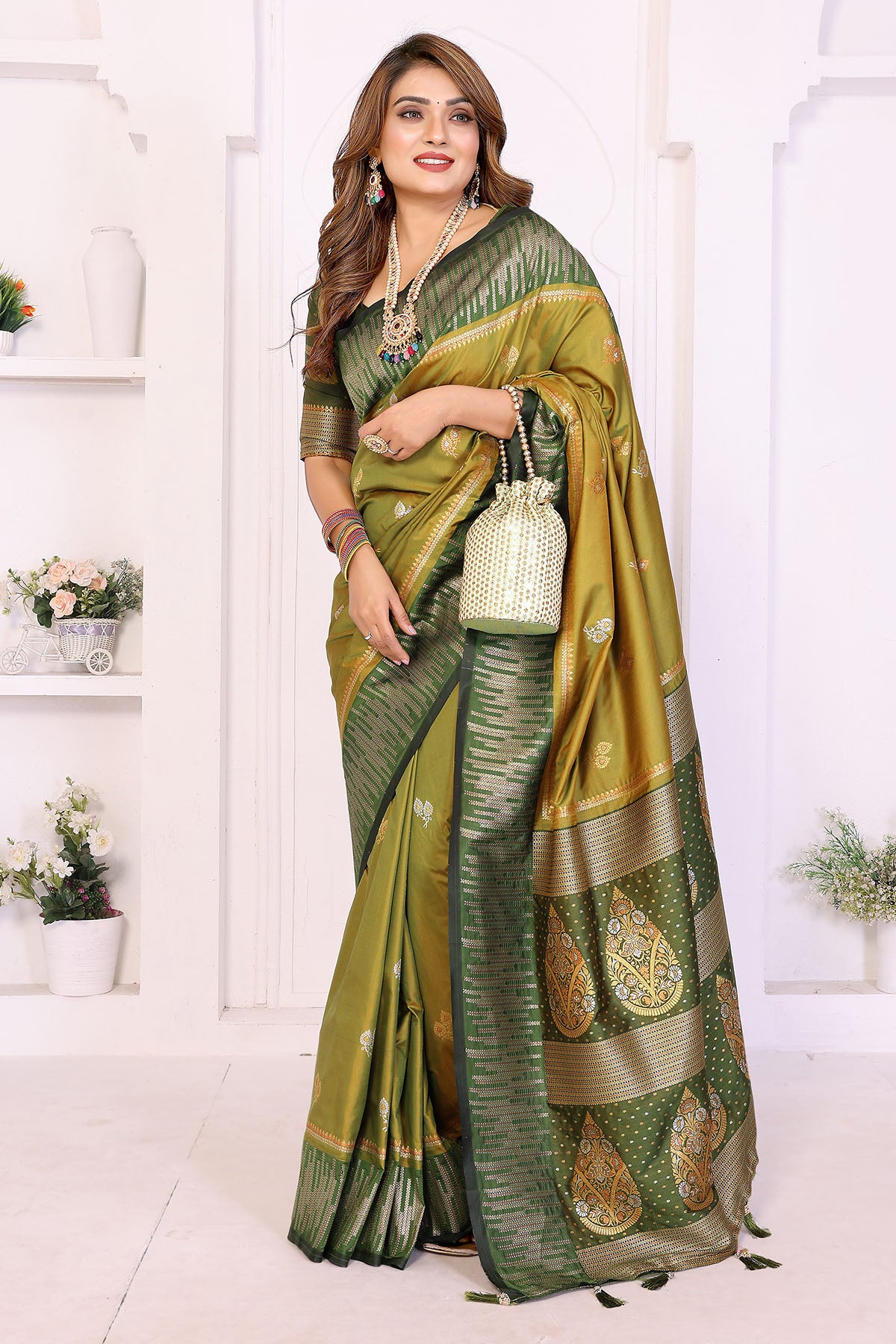 Green Soft Silk Weaving Saree