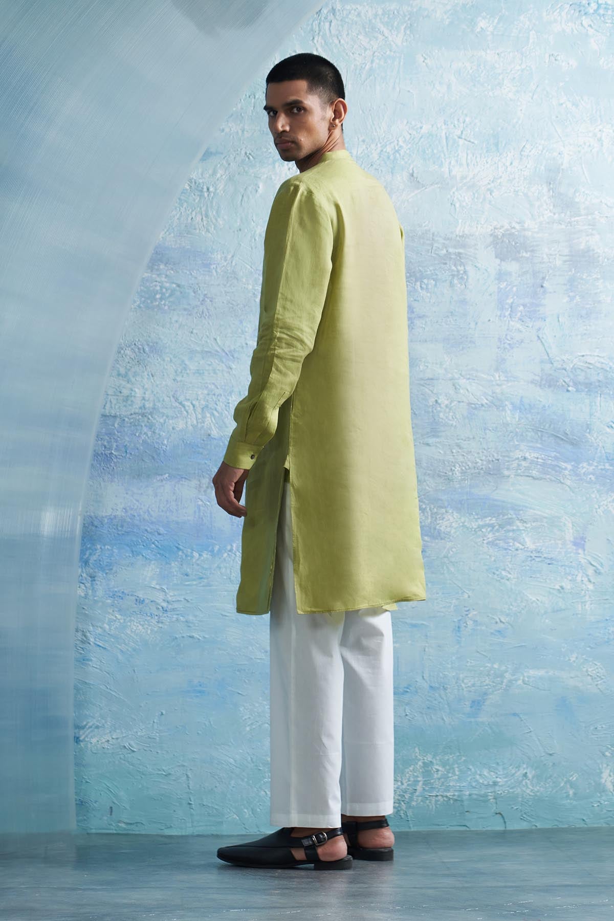 Green Straight Kurta & Pants