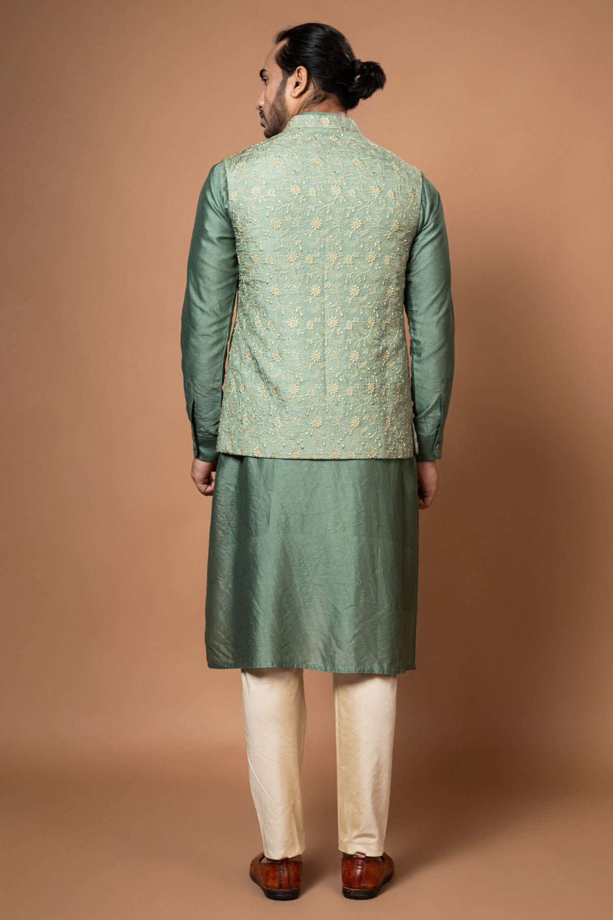 Green Thread Work Bundi Set