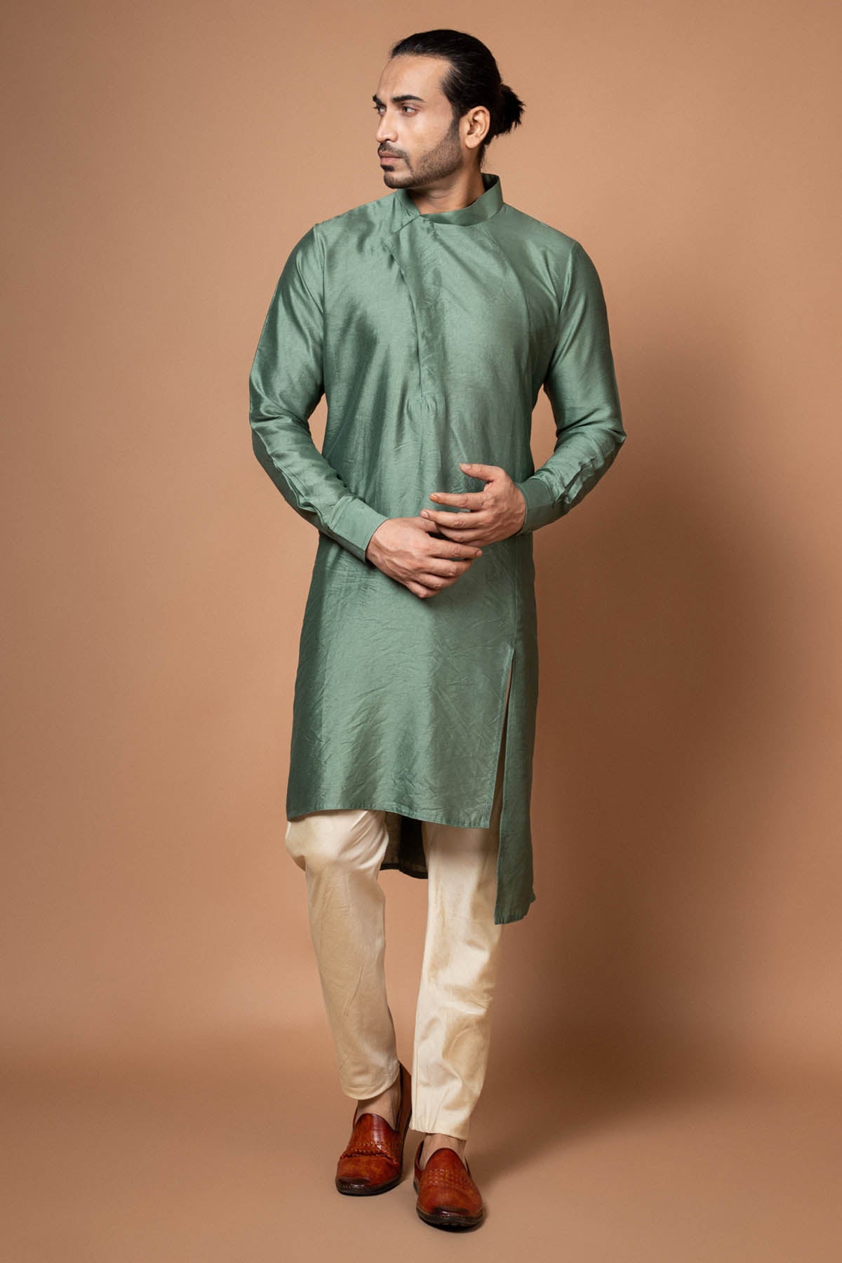 Green Thread Work Bundi Set