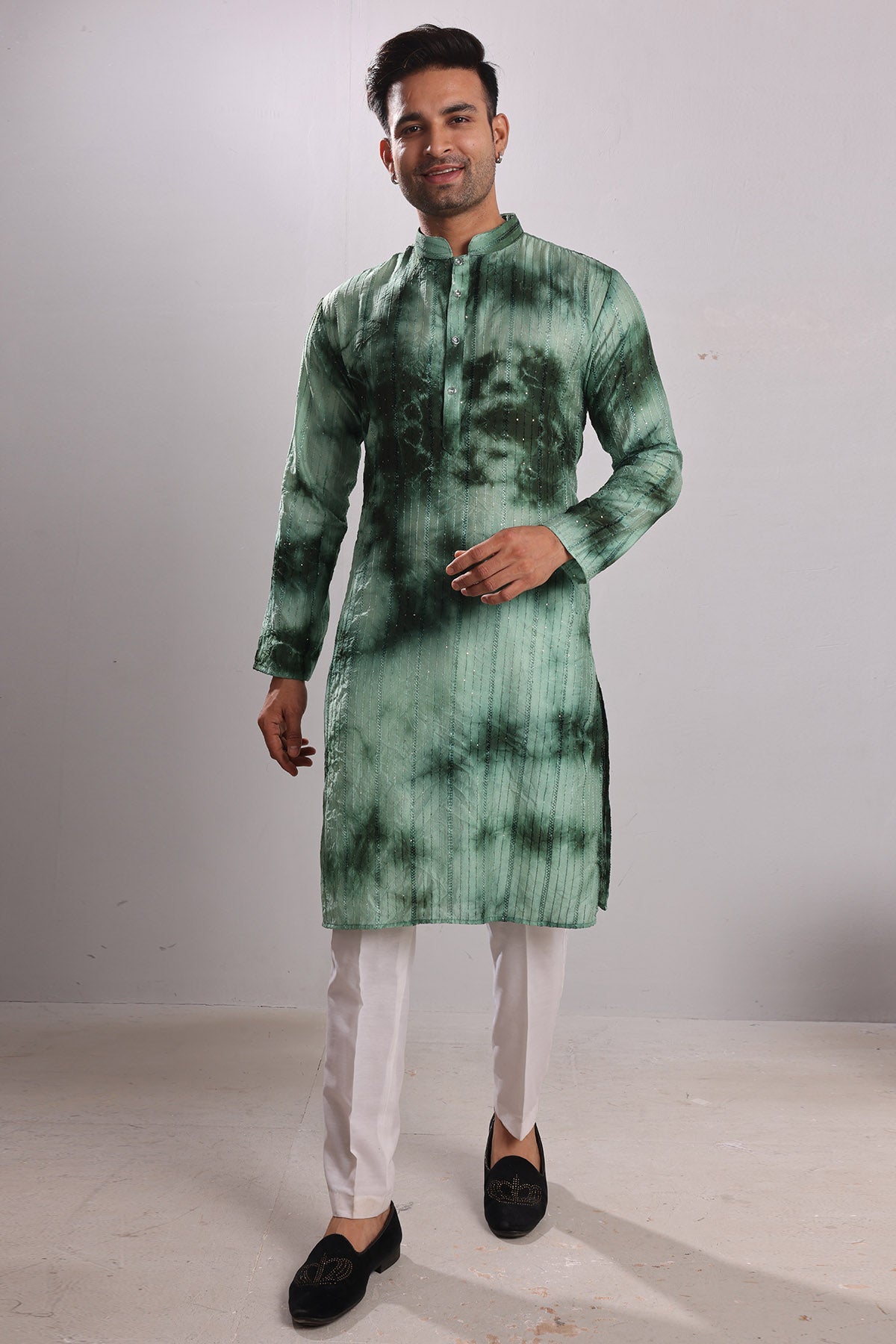 Green Tie Dye Embroidered Kurta