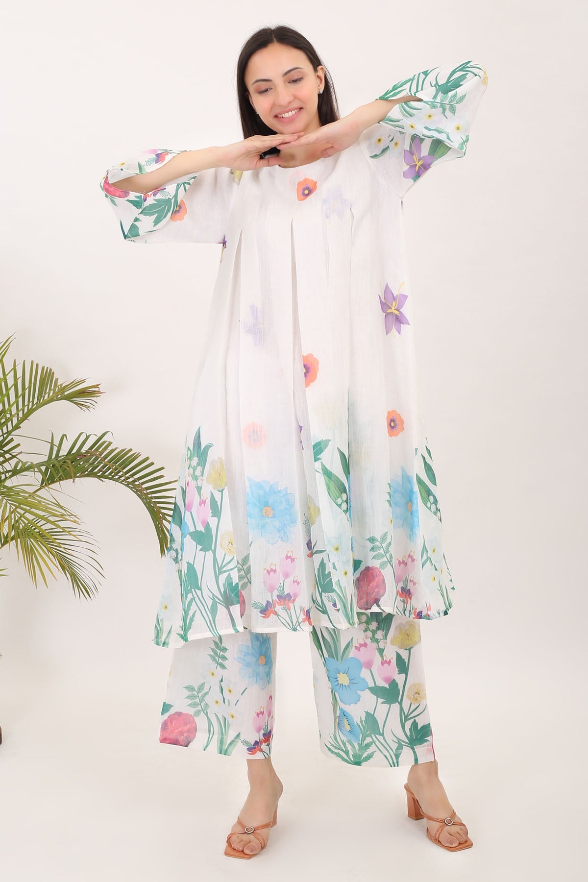 Buy Simply Kitsch Green, White Kurta Set for Women online available at ScrollnShops