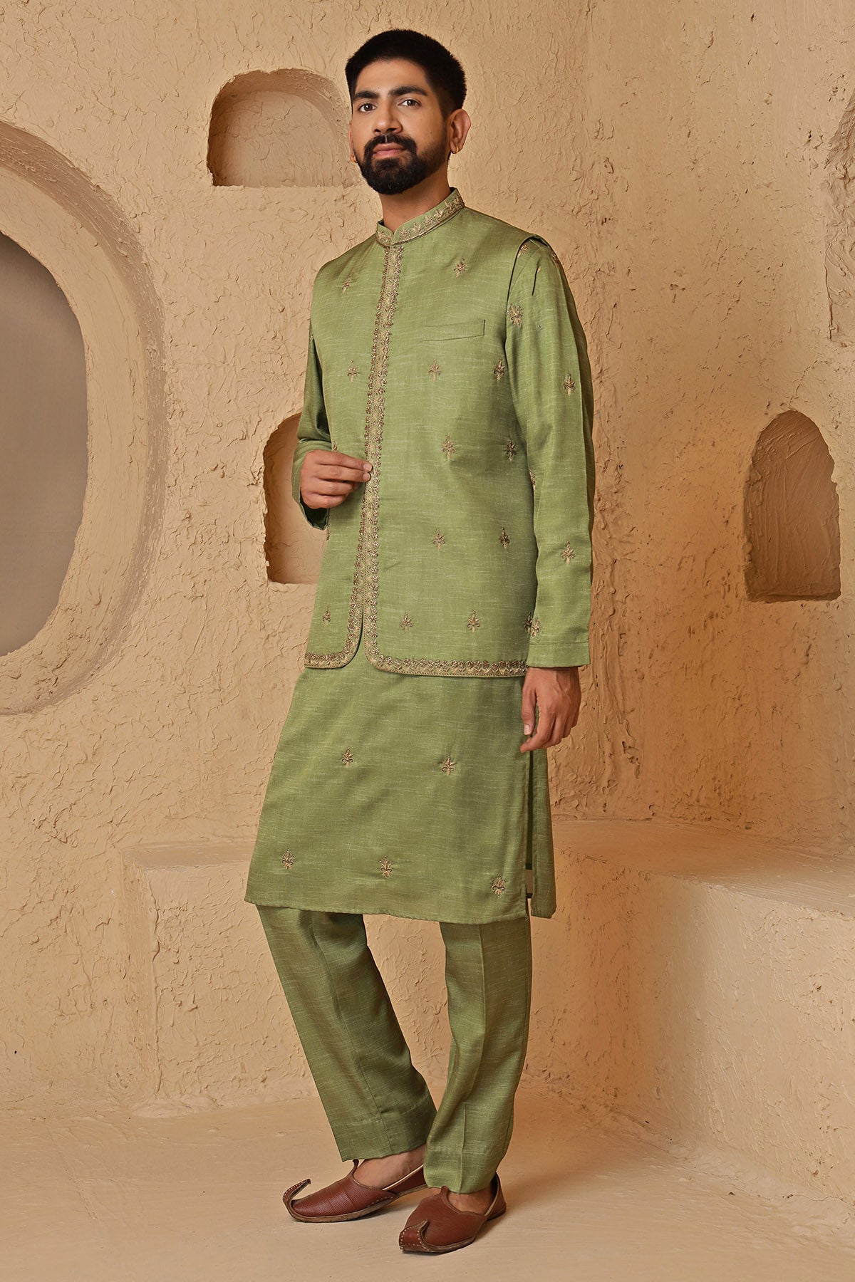 Green Zardosi Kurta And Pants