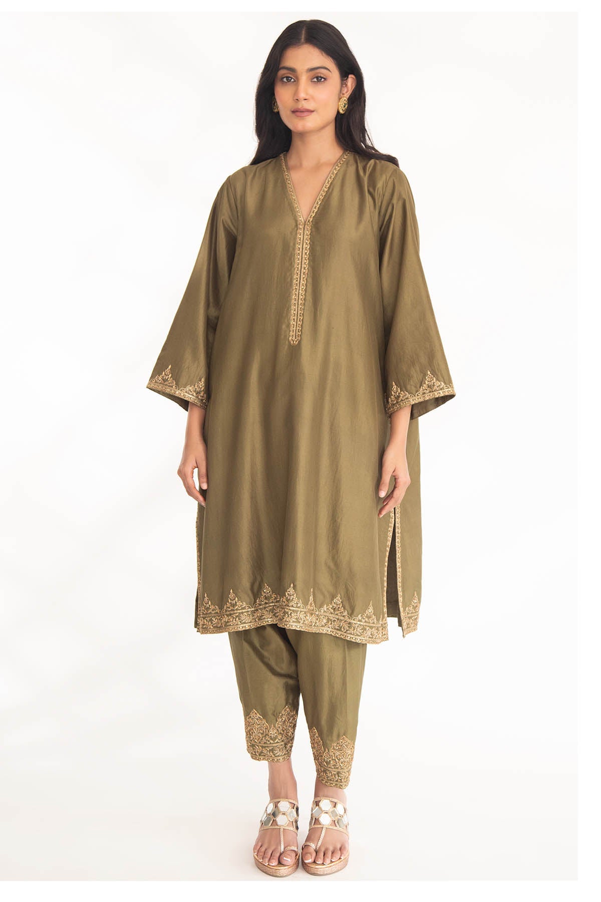 Chhaya Mehrotra Green Zardozi V-Neck Kurta Set for women online at ScrollnShops