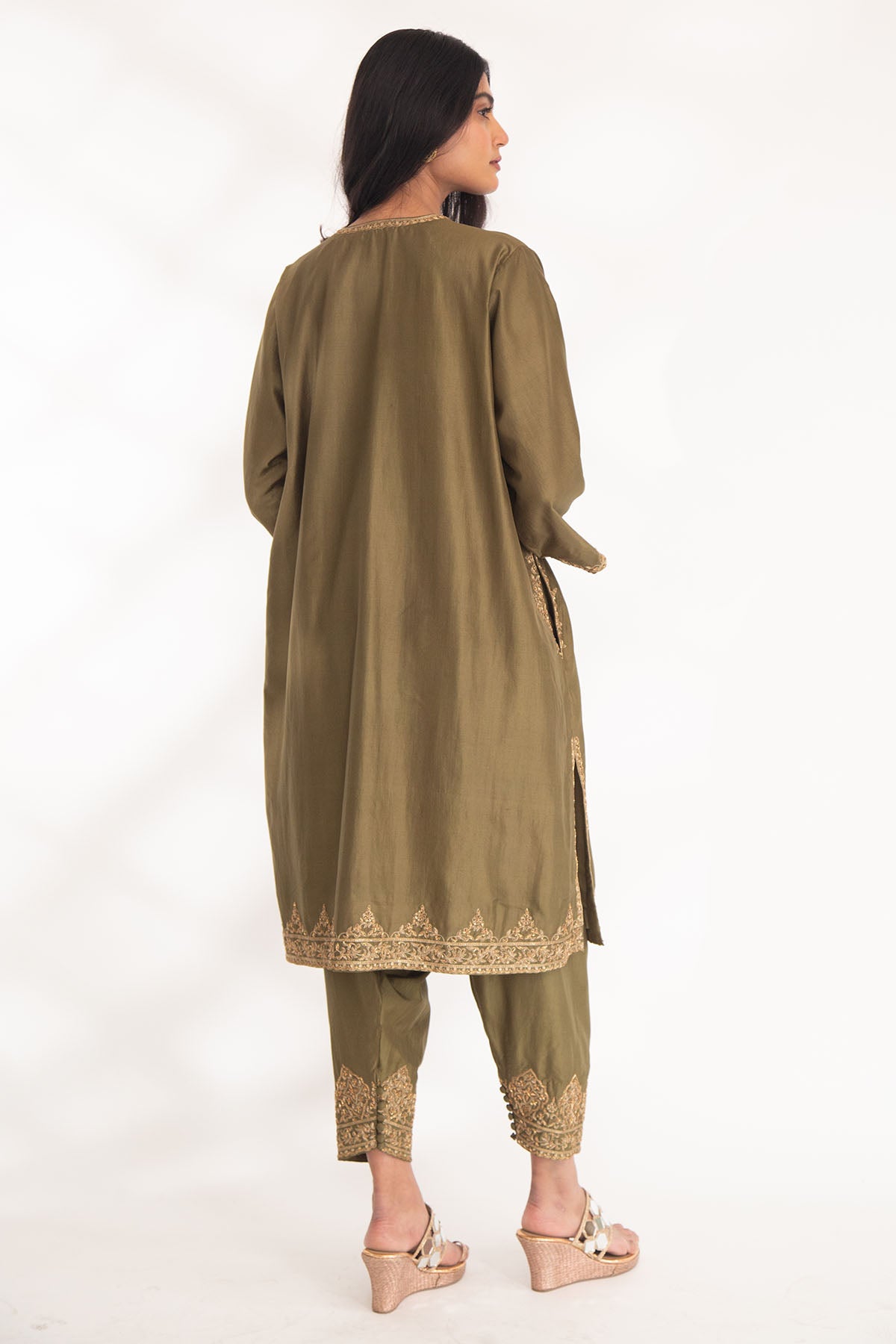 Green Zardozi V-Neck Kurta Set