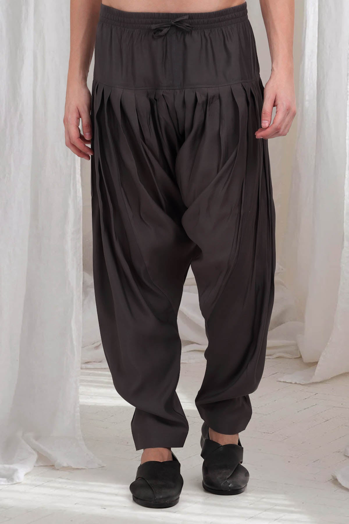 Grey Cotton Thread Kurta Set