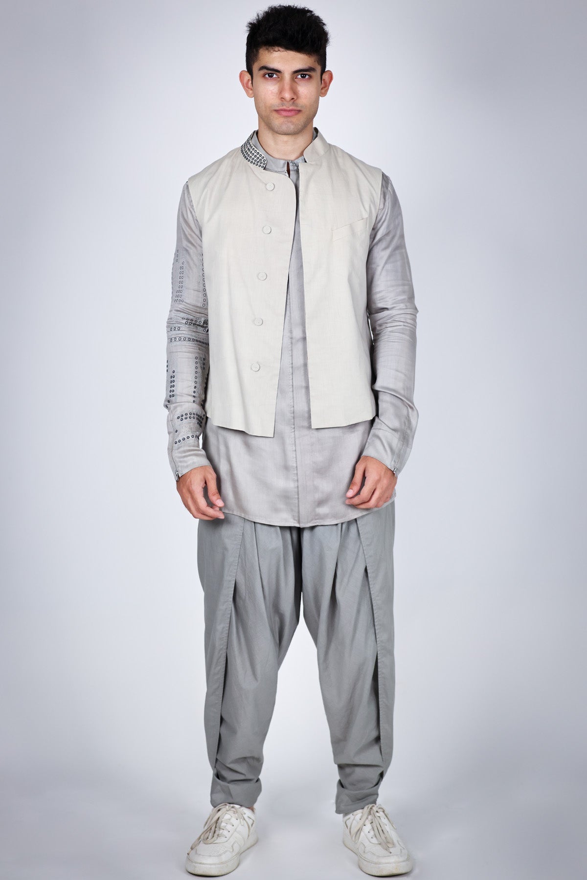 Arya Giri Grey Mandarin Collar Bundi Set for men online at ScrollnShops