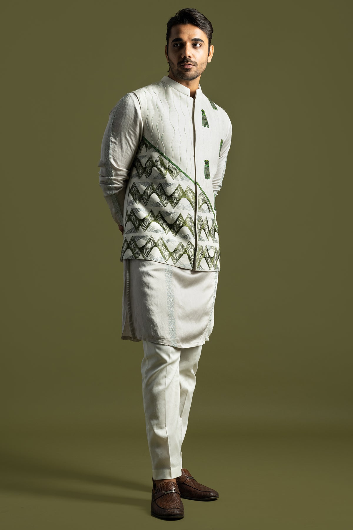 Grey Motifs & Thread Kurta Set
