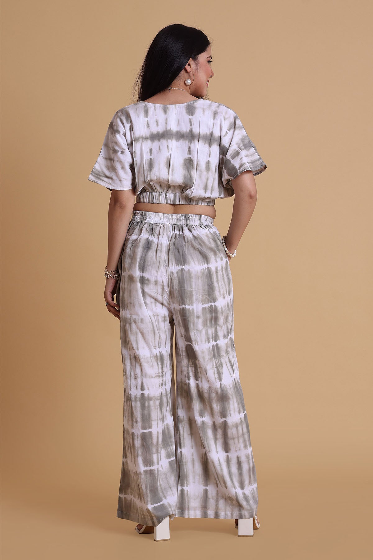 Grey Mulmul V-Neck Top & Pants