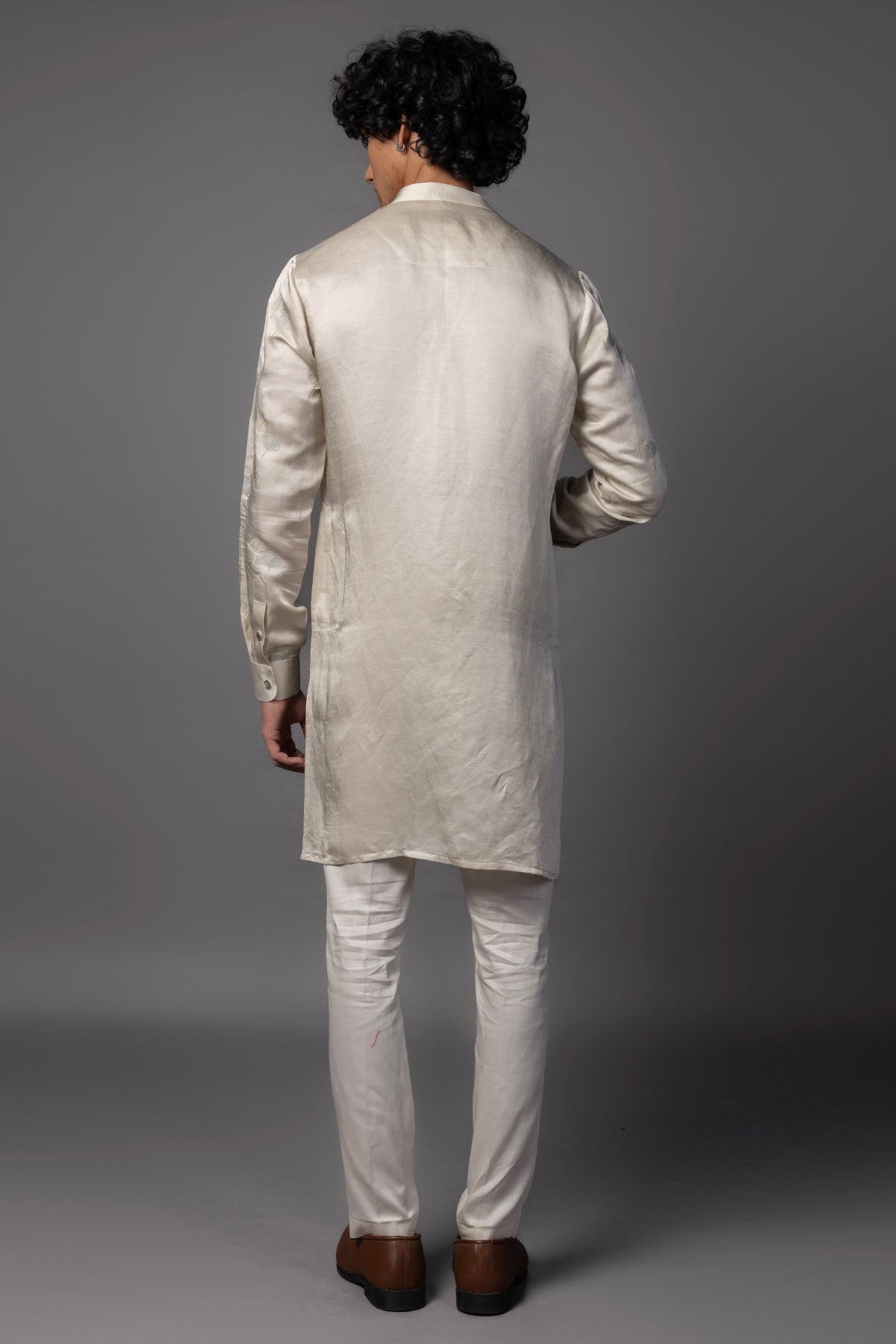 Grey Resham Dhaga Kurta & Pants