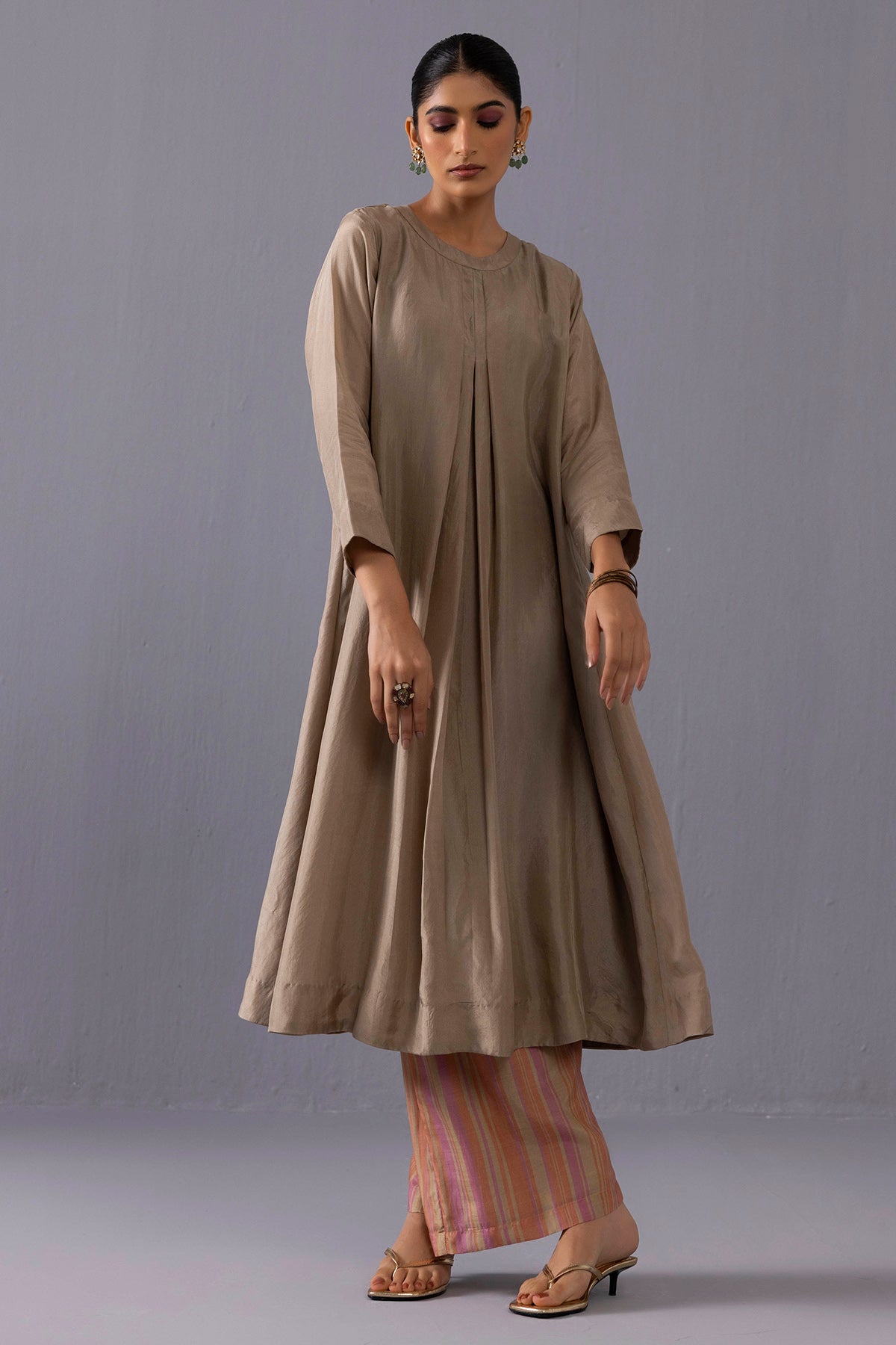 Grey Silk Plain Kurta & Pants