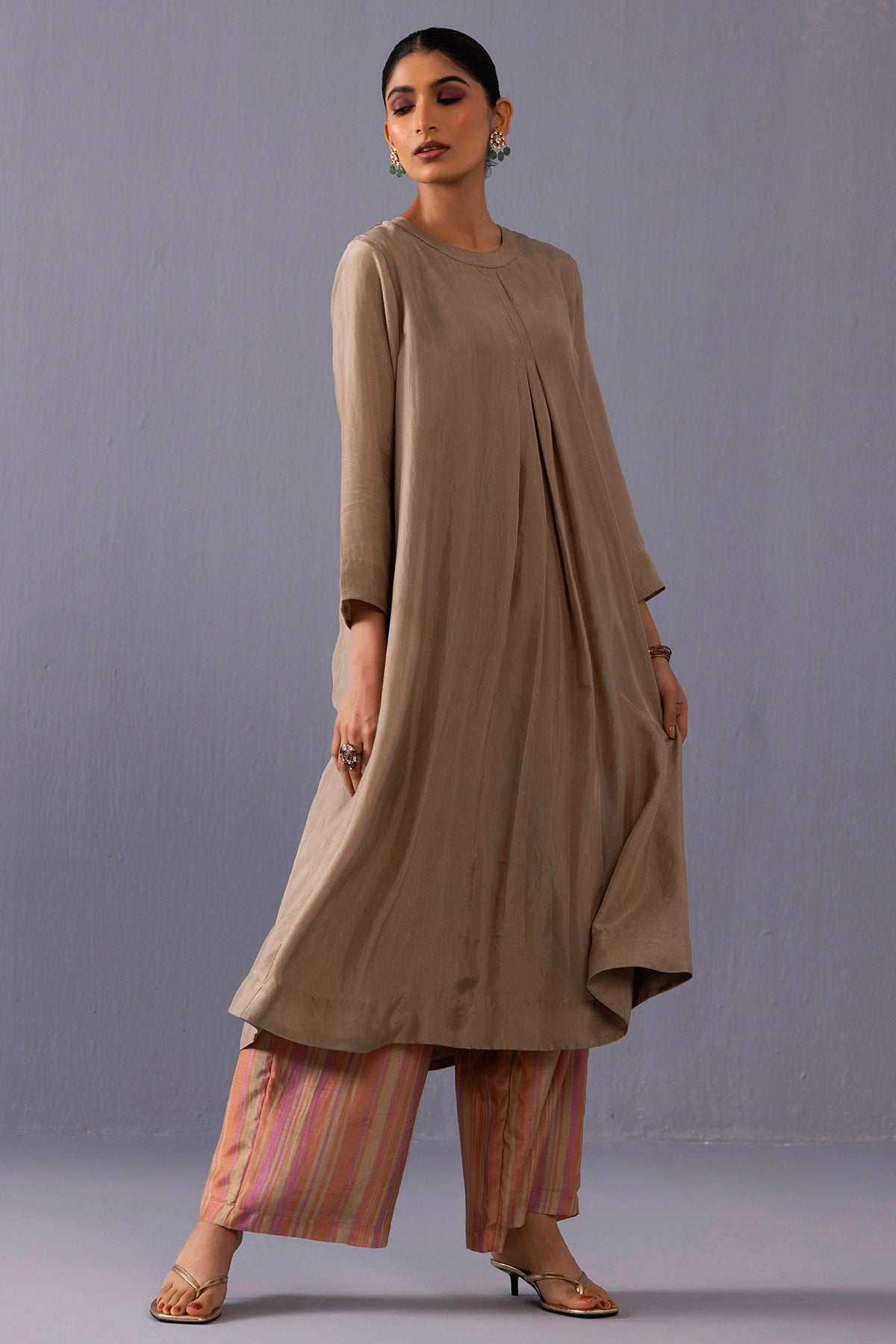 Grey Silk Plain Kurta & Pants