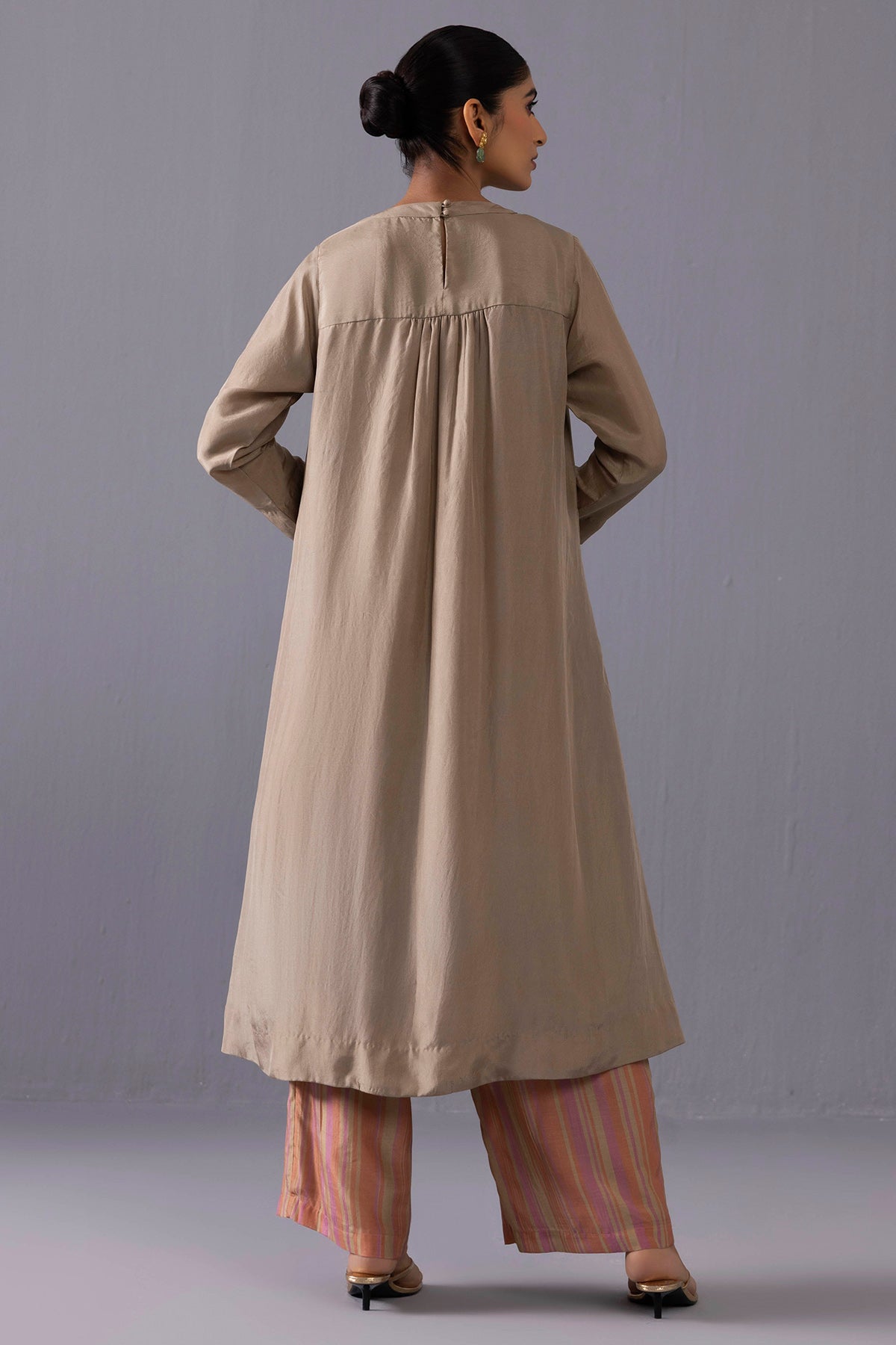 Grey Silk Plain Kurta & Pants