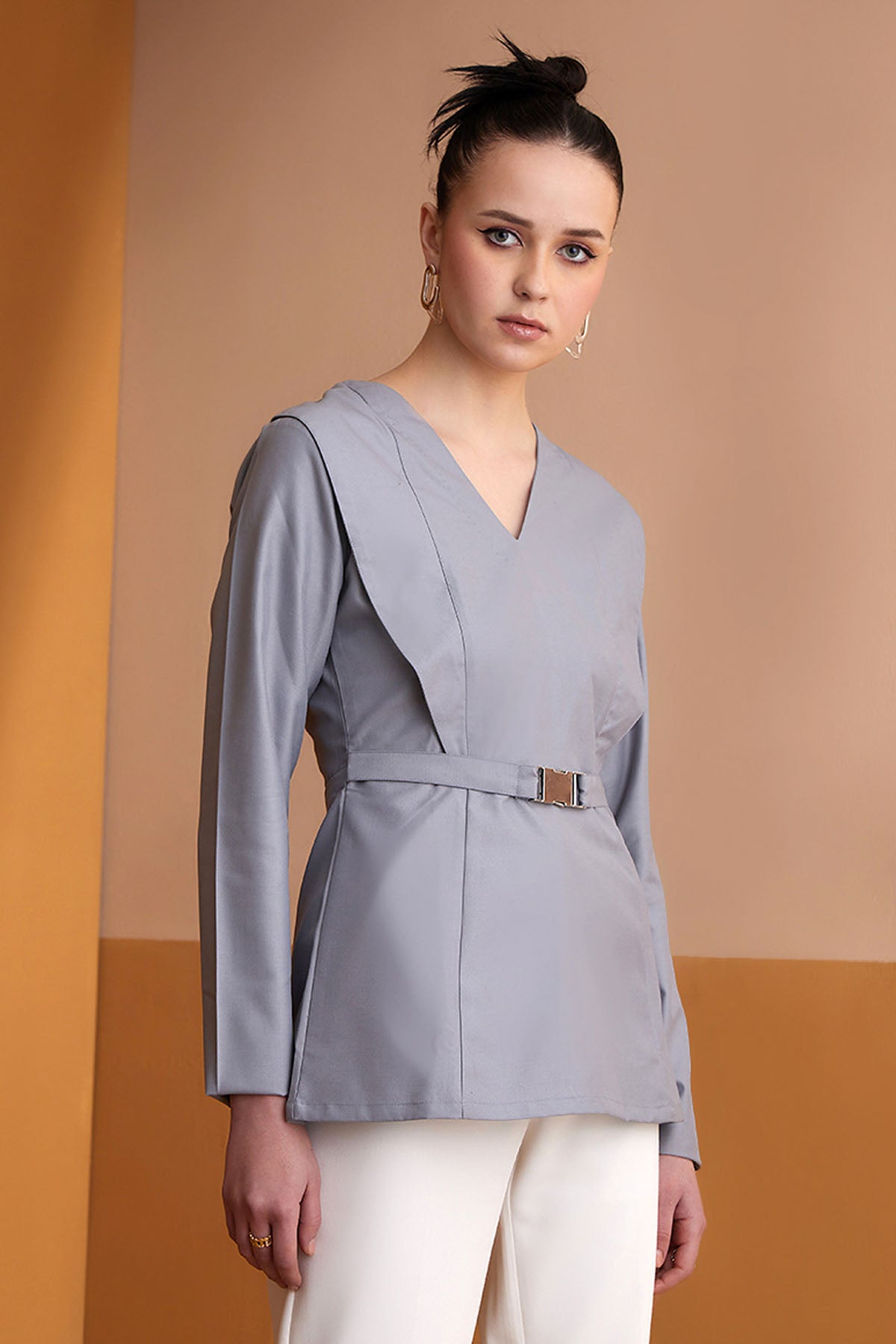 Grey V-neck Full Sleeves Top