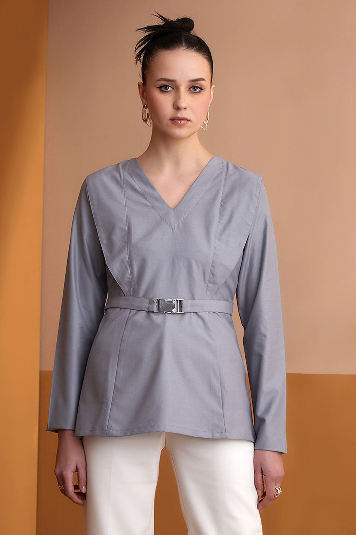 Grey V-neck Full Sleeves Top
