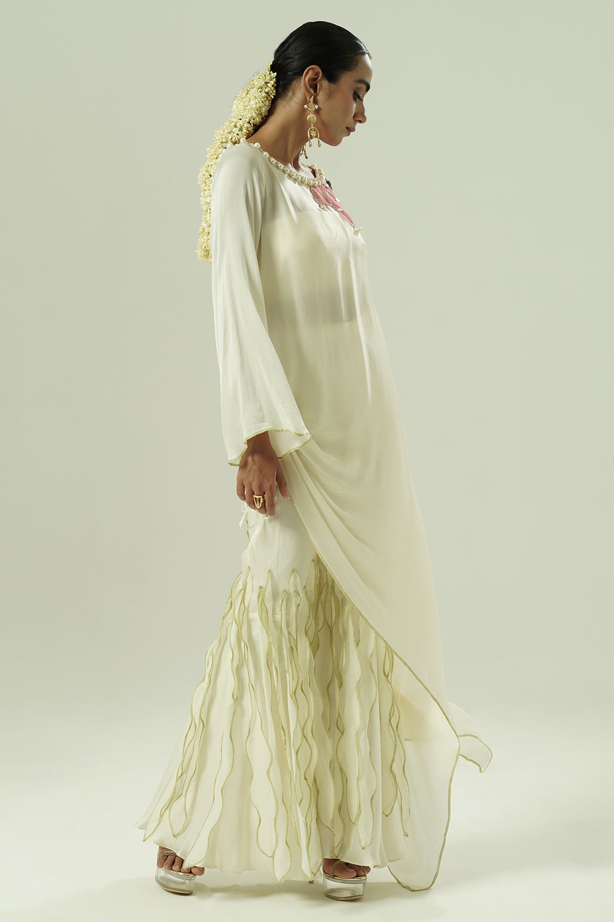 Ivory A-Line Sleeves Kurta Set