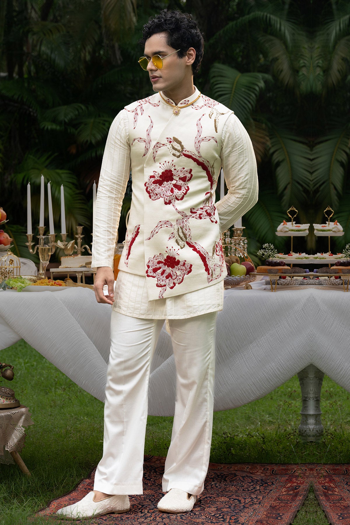 Ivory Chrimson Floral Kurta Set