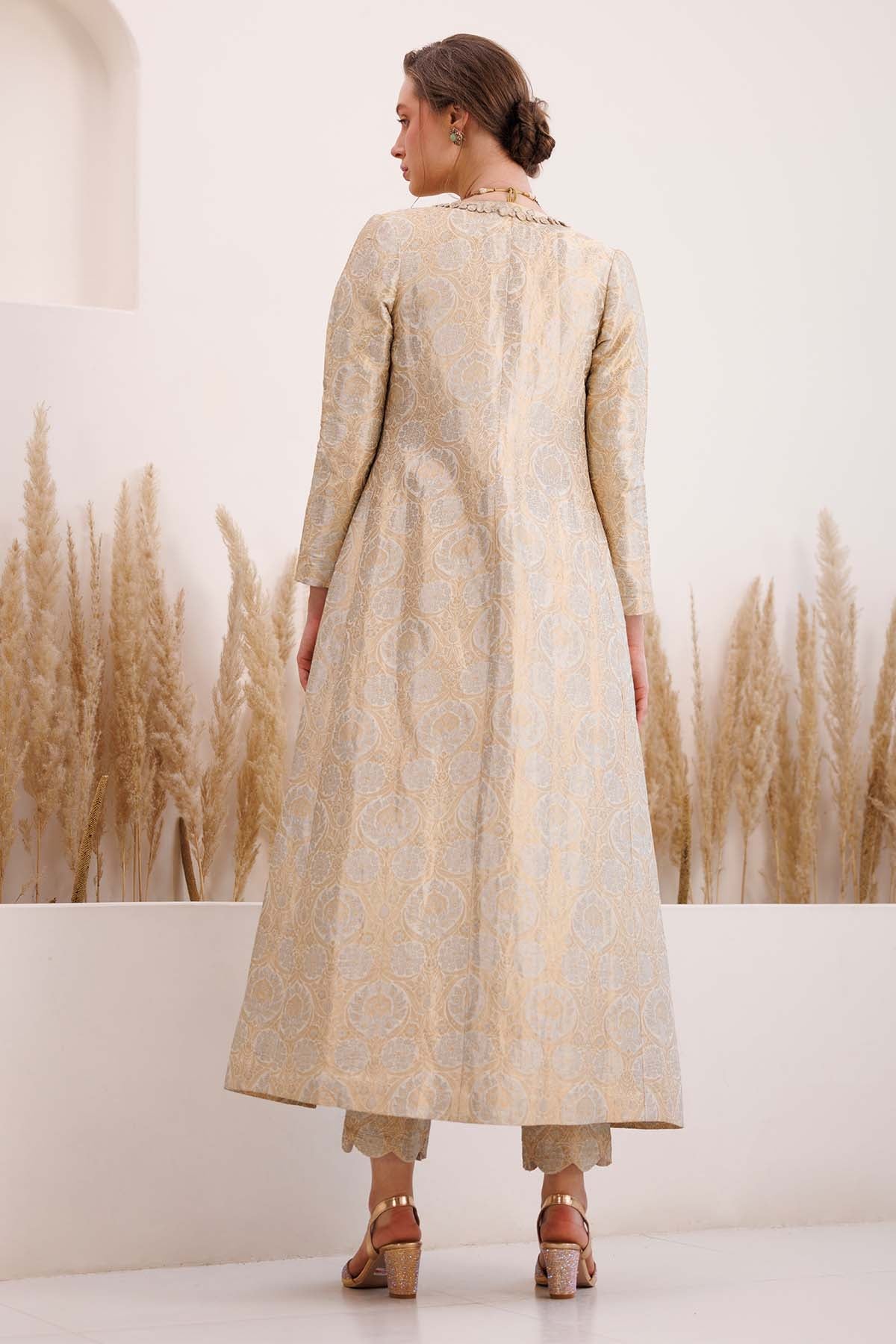 Ivory Crinkled Anarkali Set