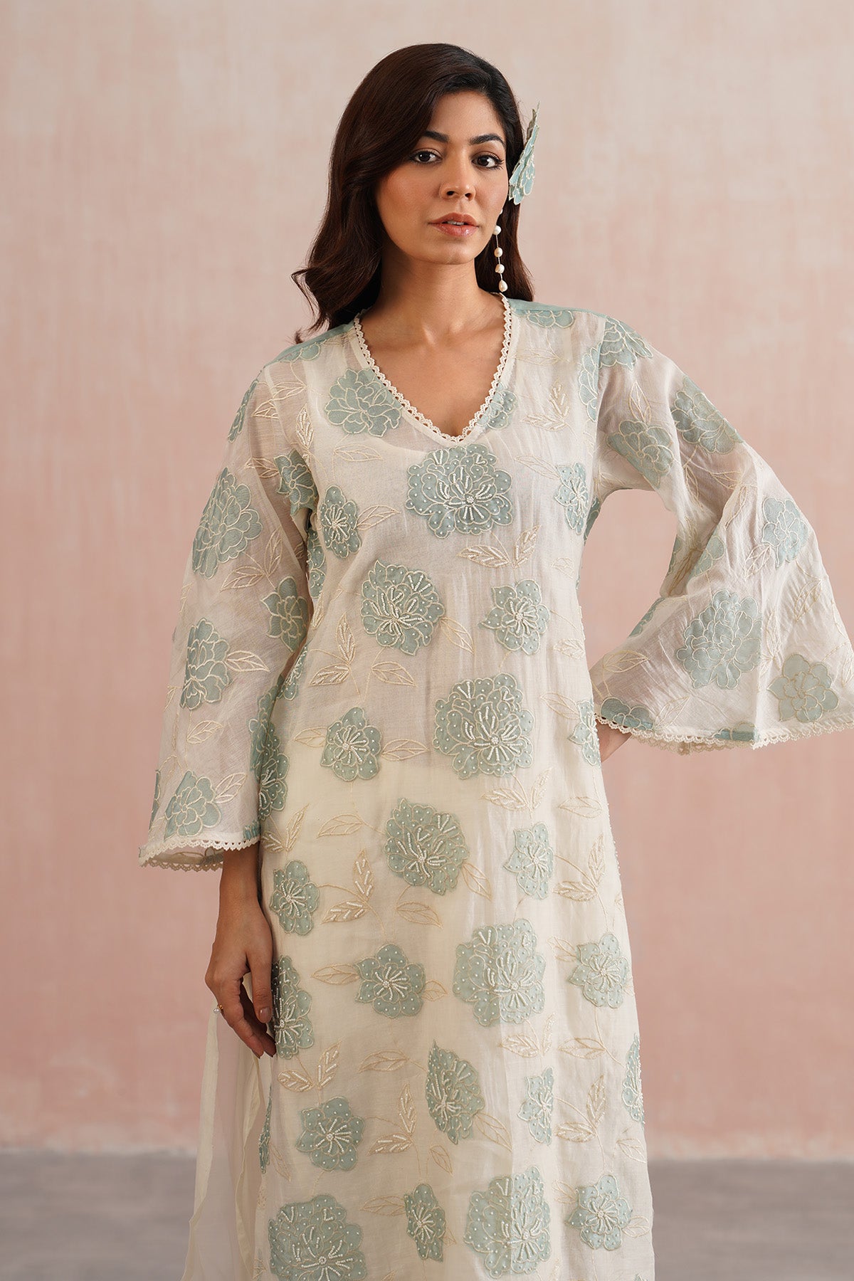 Ivory Floral Applique Kurta Set