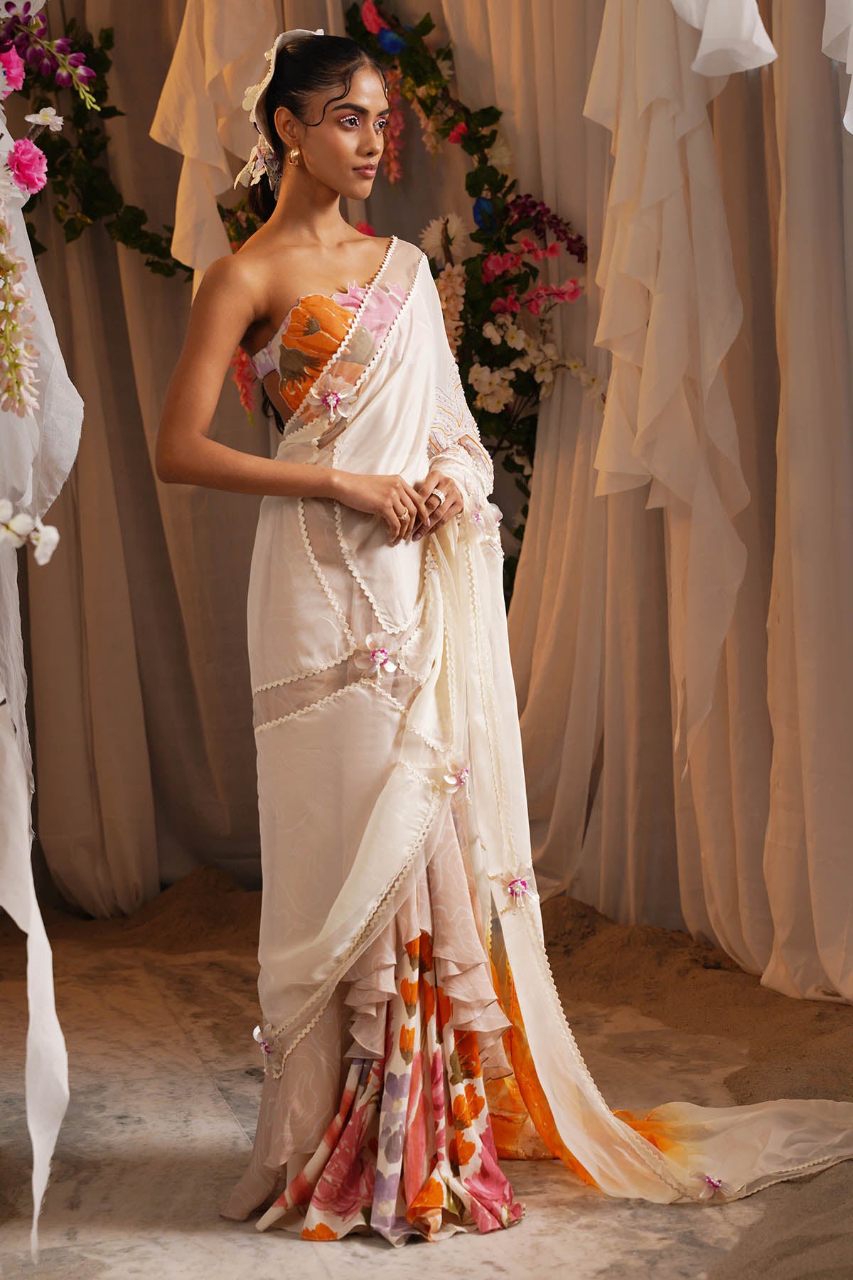Ivory Floral Print Thread Saree