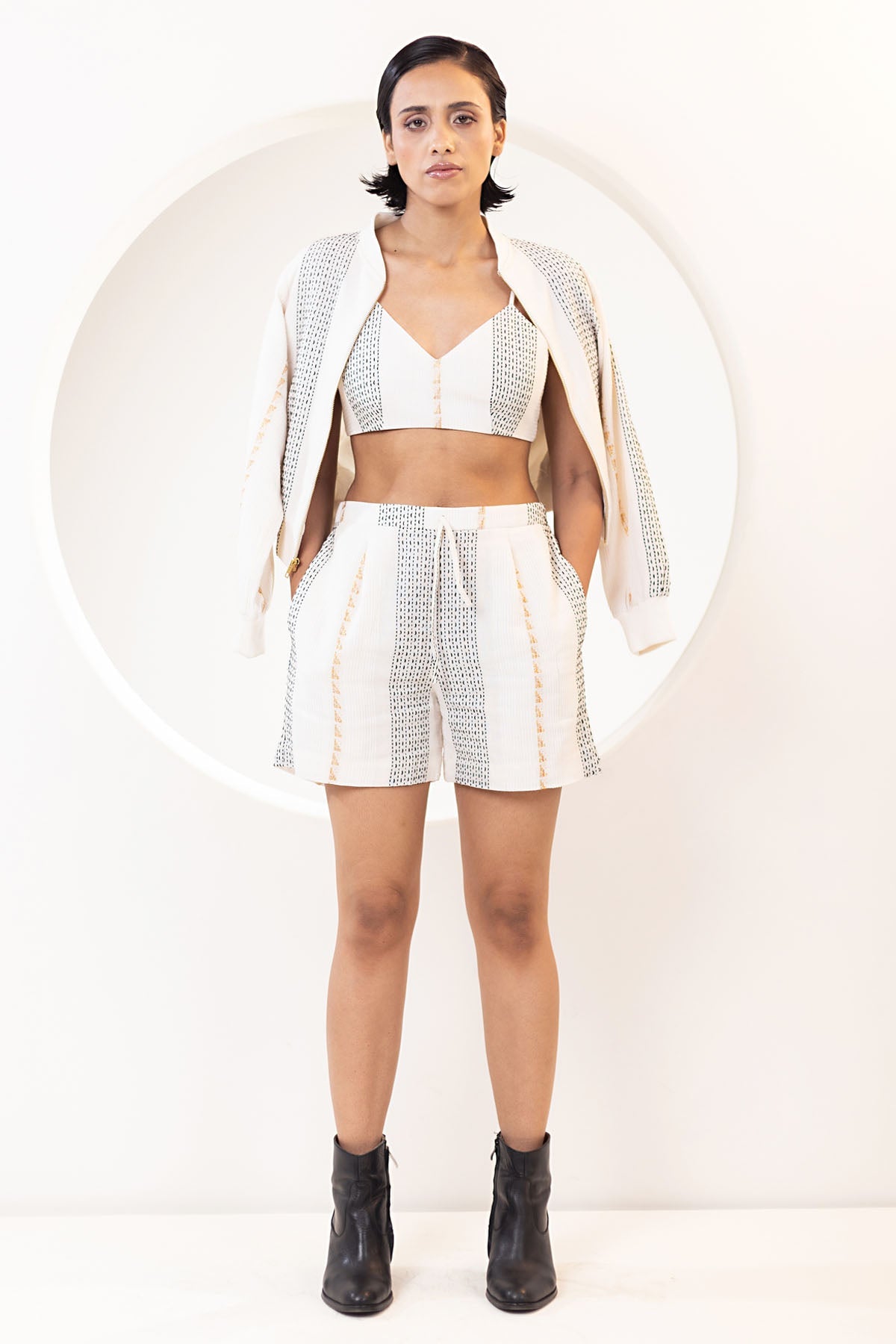 Designer Kusmi Ivory Whisper: Handwoven Comfort For Women at ScrollnShops