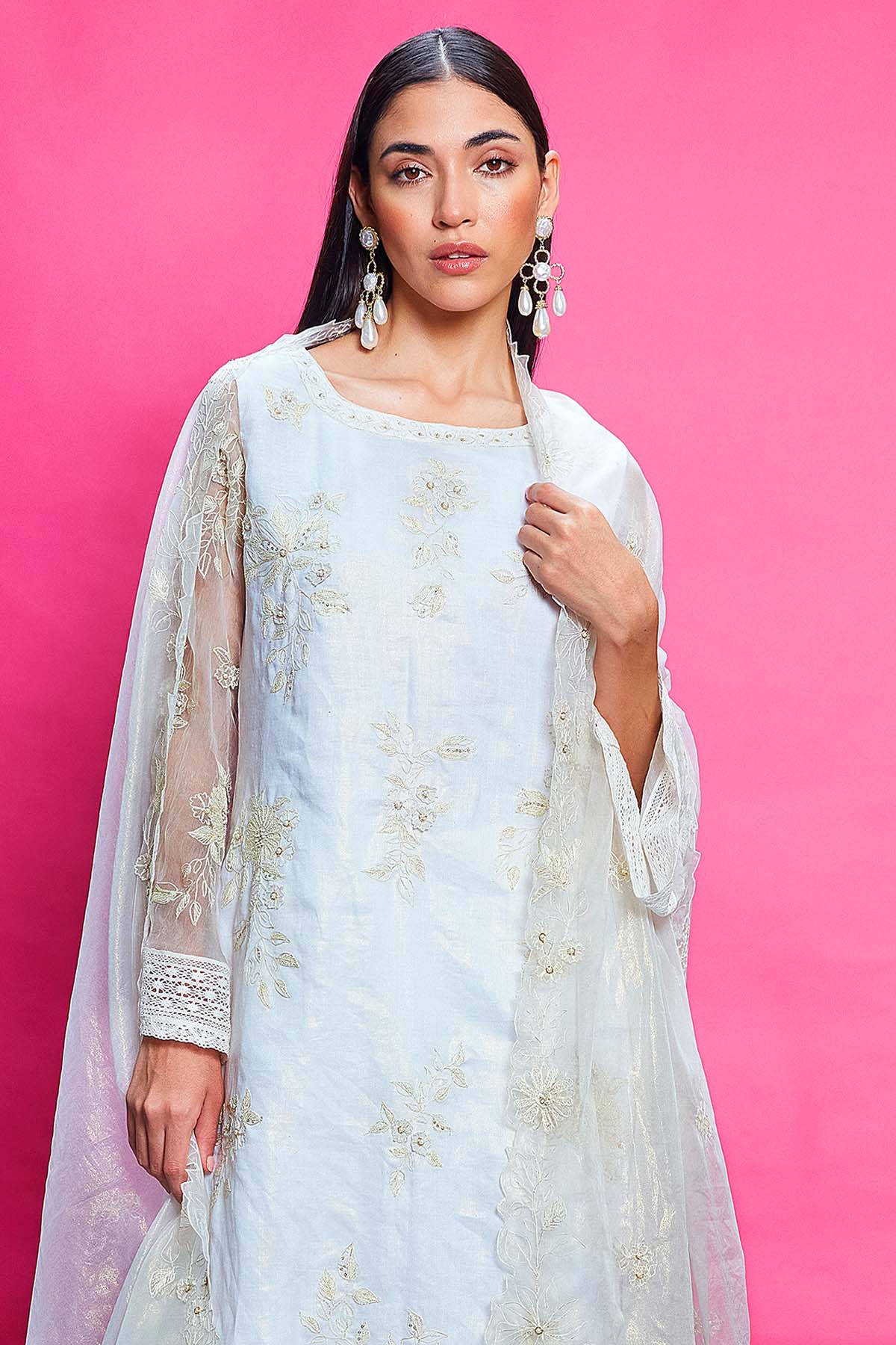 Ivory Lace Embroidered Kurta Set