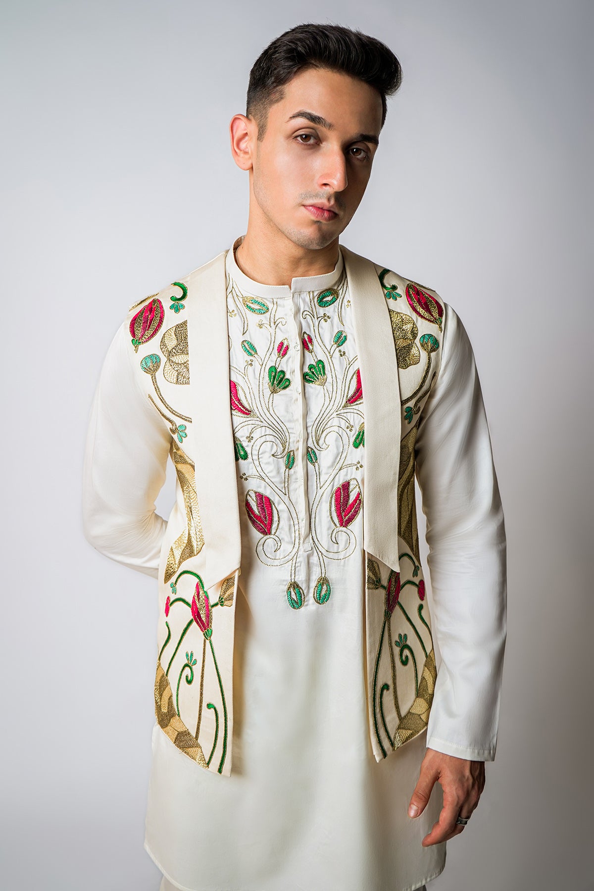 Ivory Raffia & Kasab Bundi Set