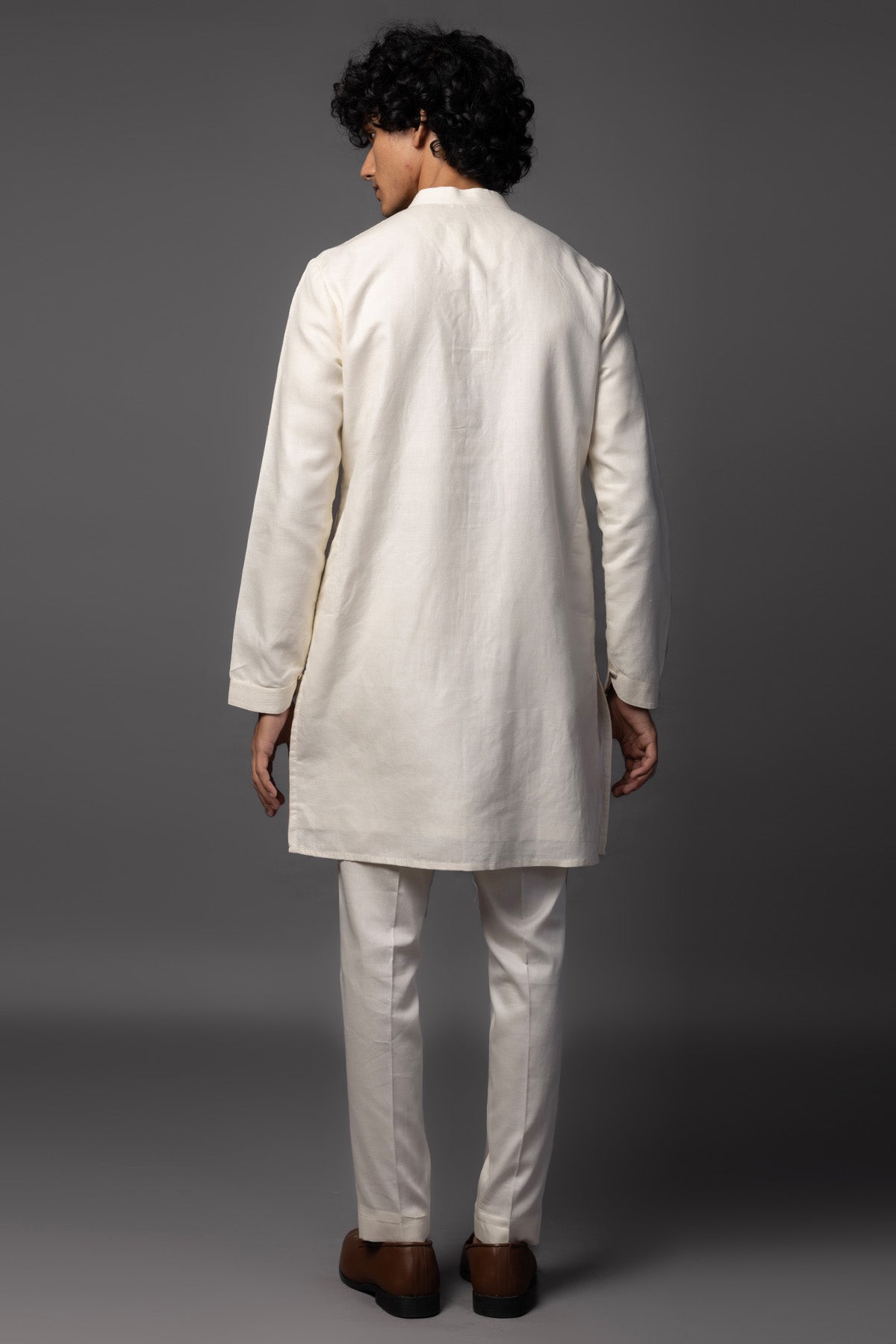 Ivory Resham Thread Kurta Set