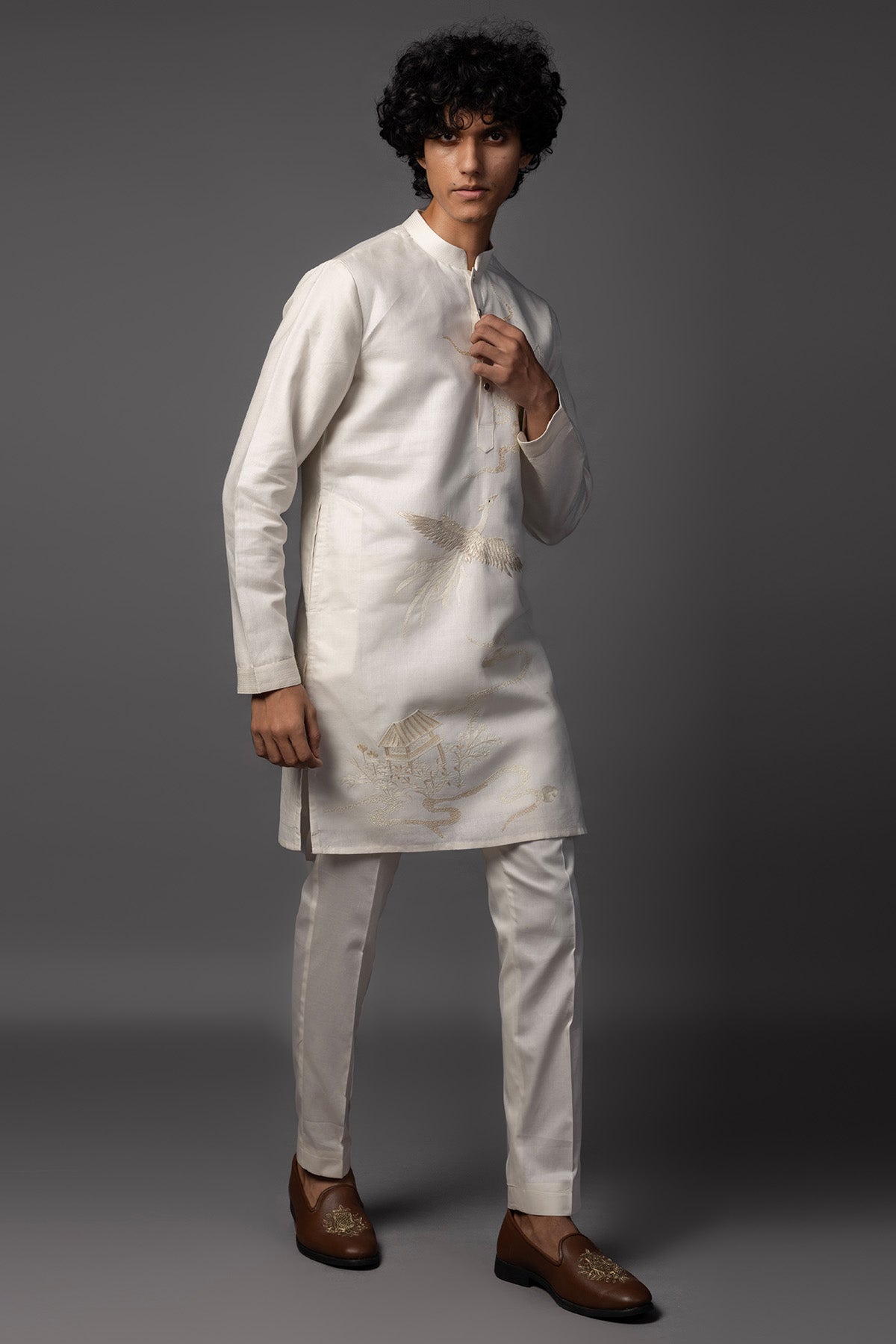 Ivory Resham Thread Kurta Set