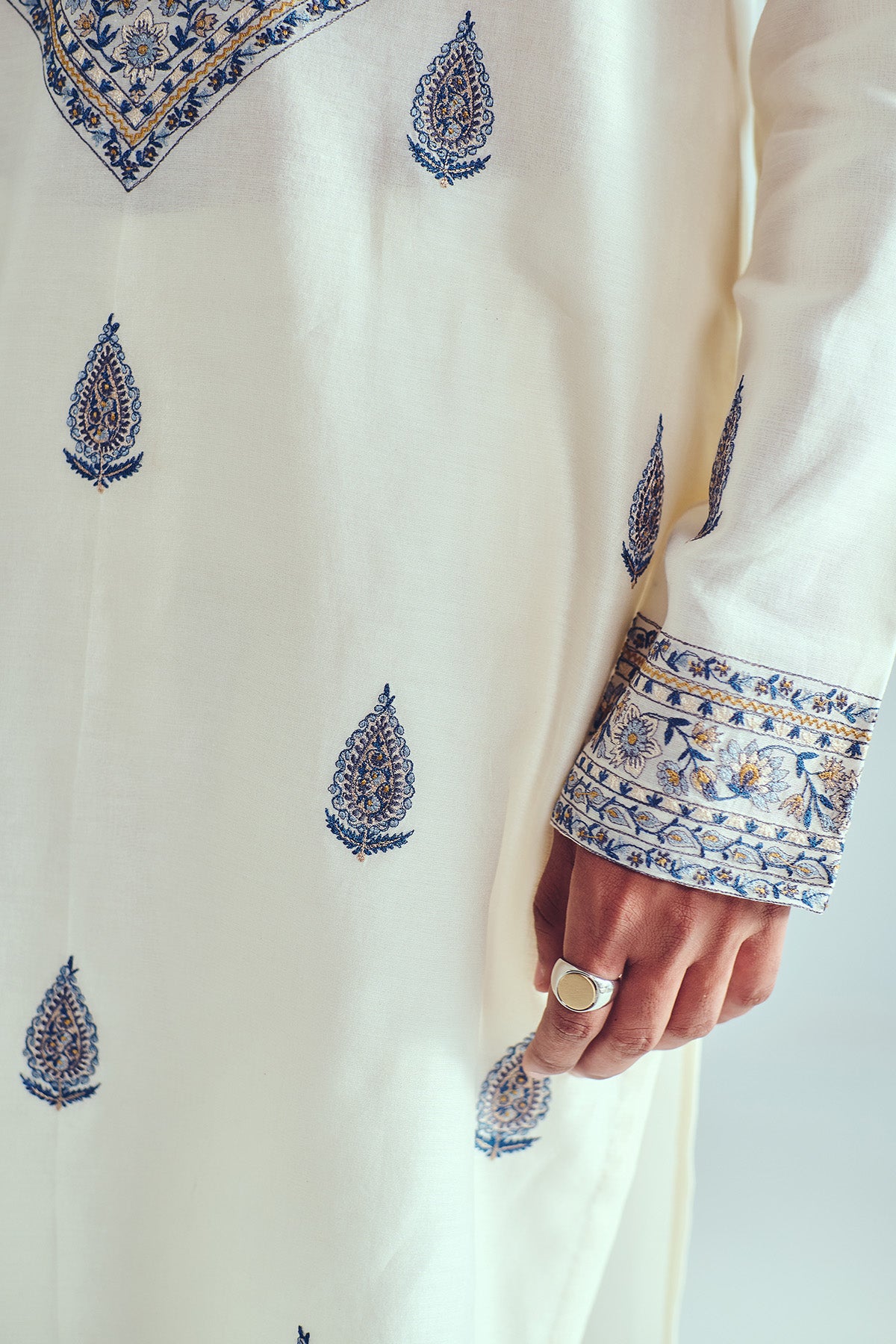 Ivory Resham Work Kurta & Pants