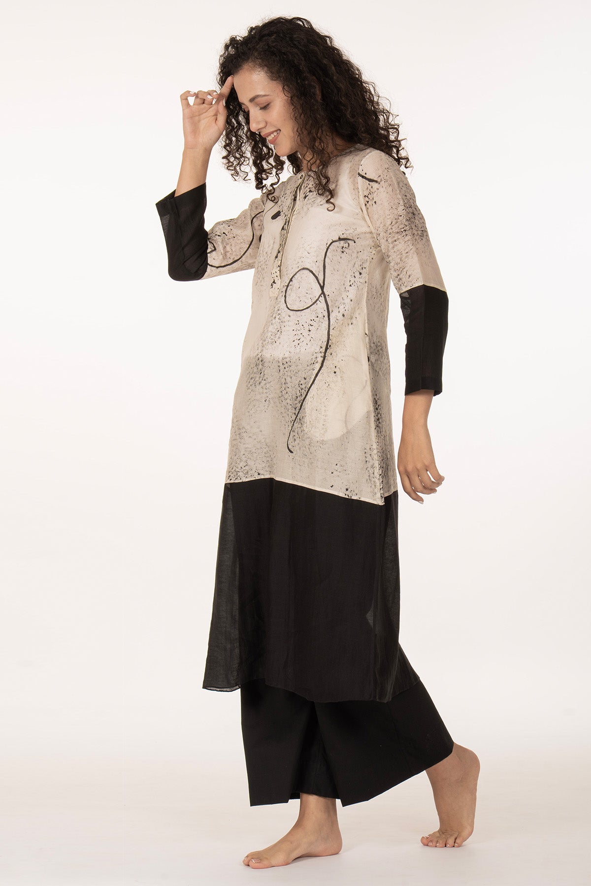Ivory Shadow Print Kurta & Pant