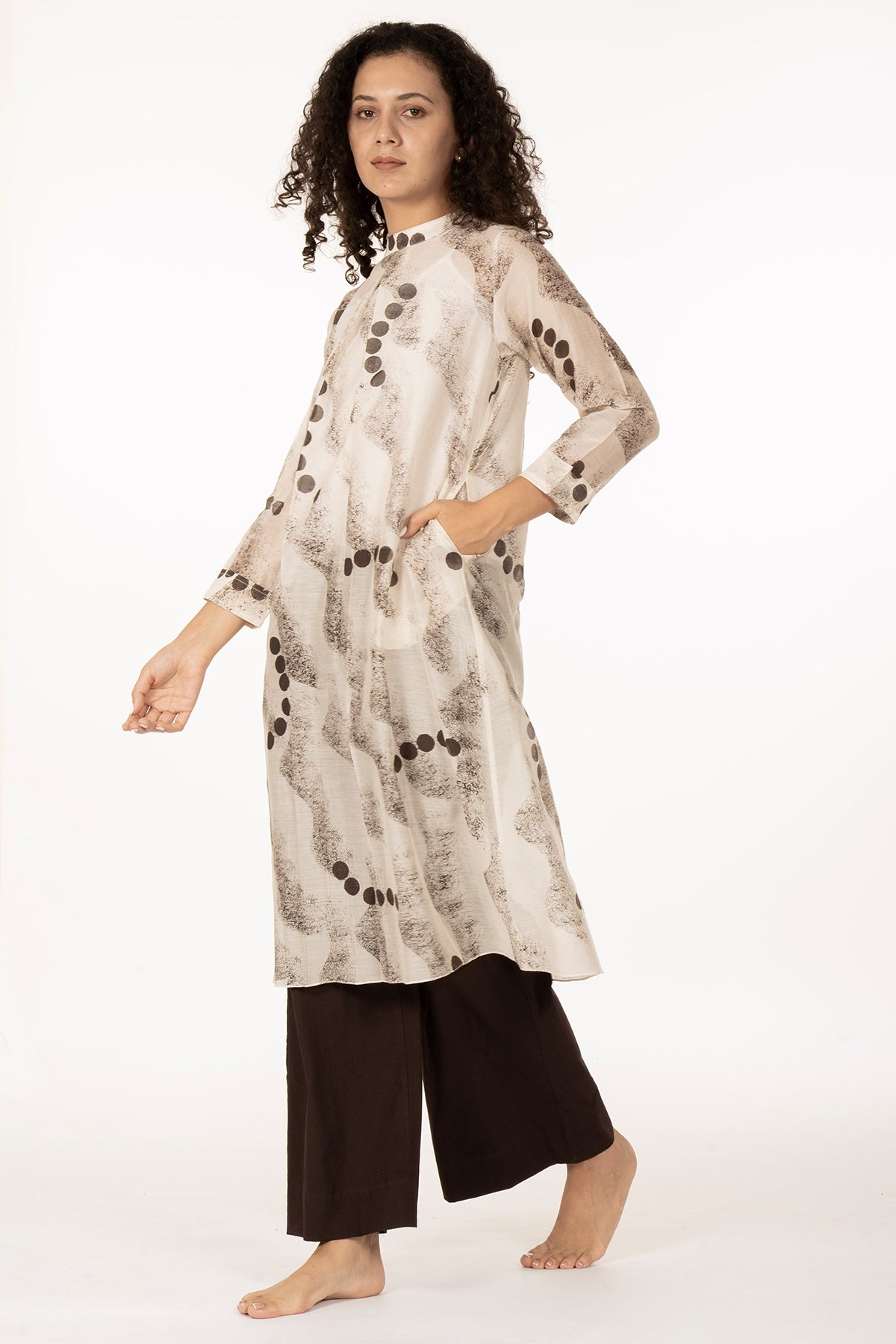Ivory Texture Print Kurta Pants