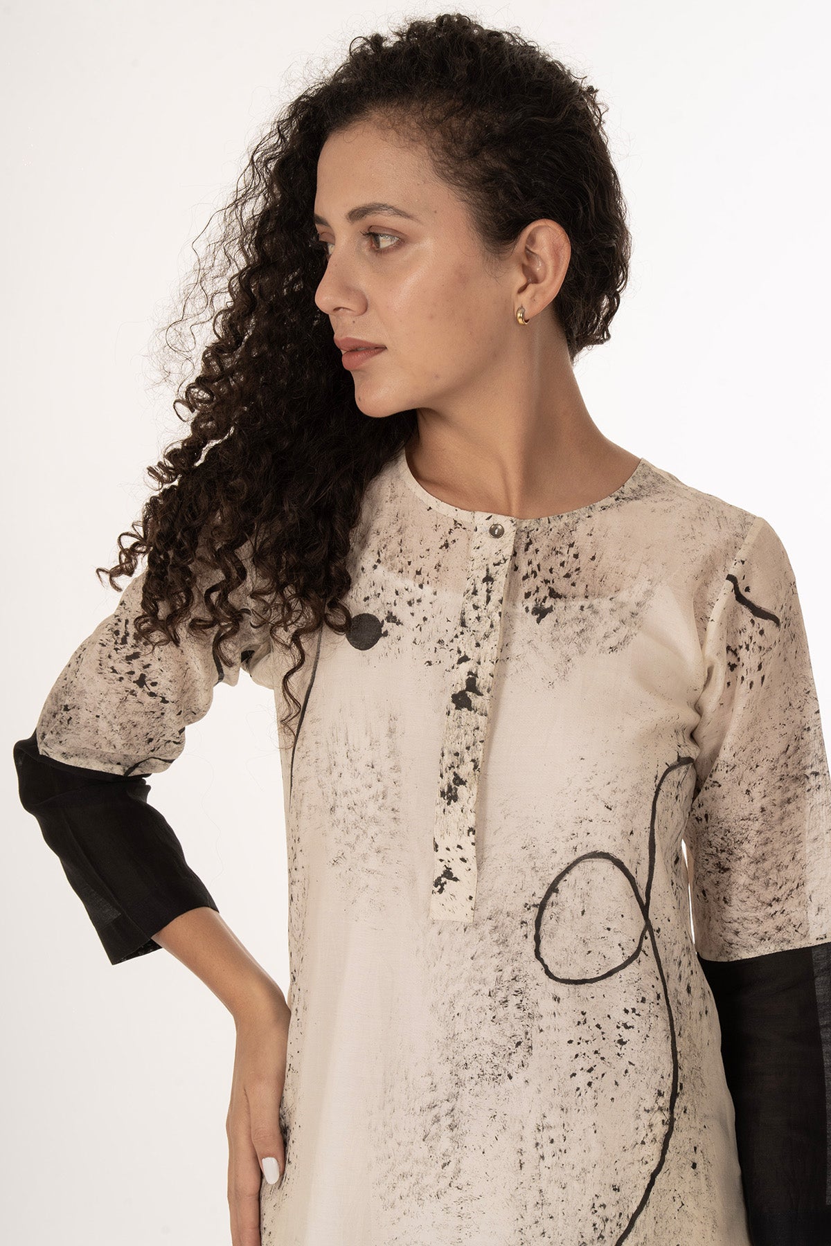 Ivory Texture Shadow Midi Dress